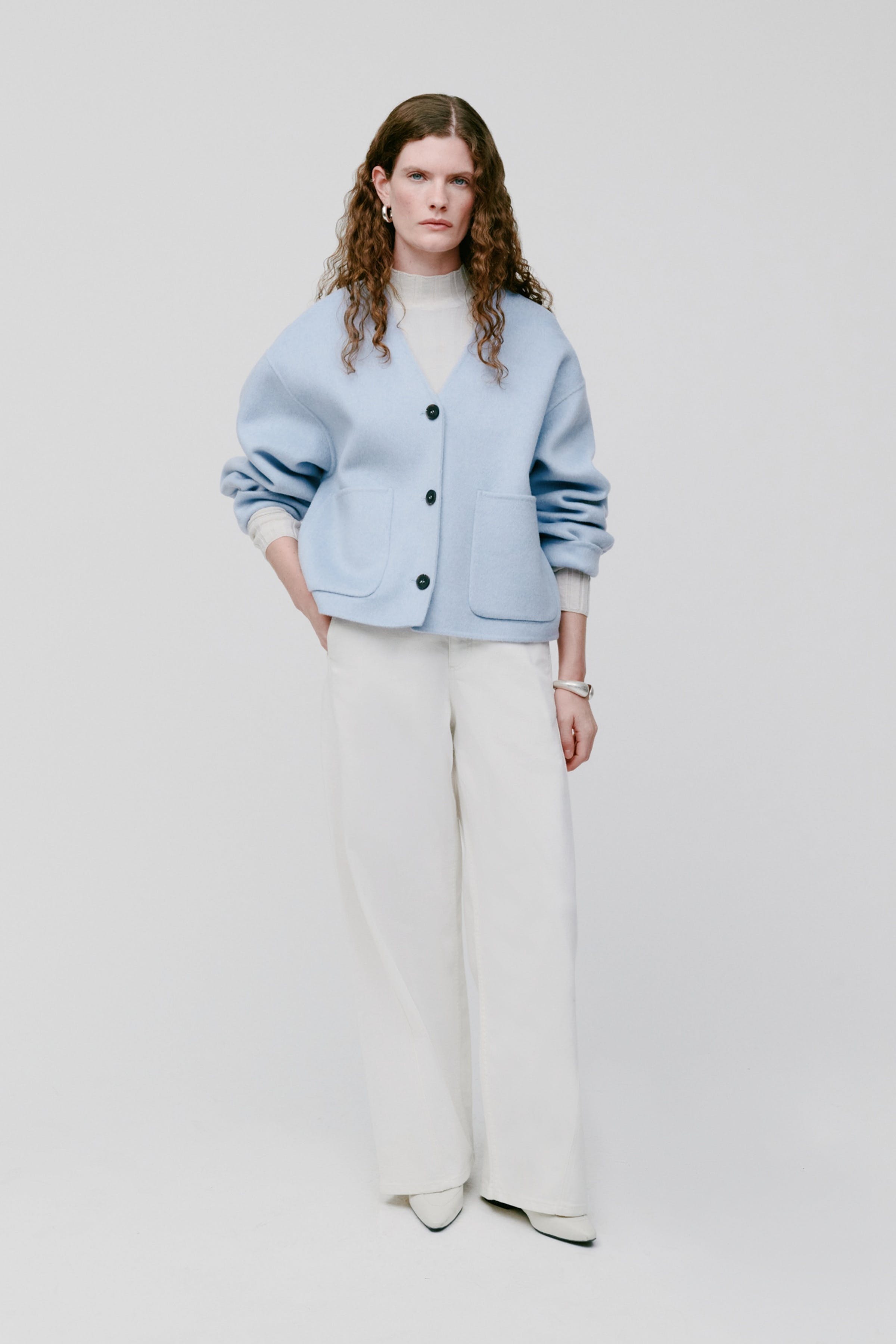 JENEVA Mantel LOOKBOOK FRONT 30600773-BL833