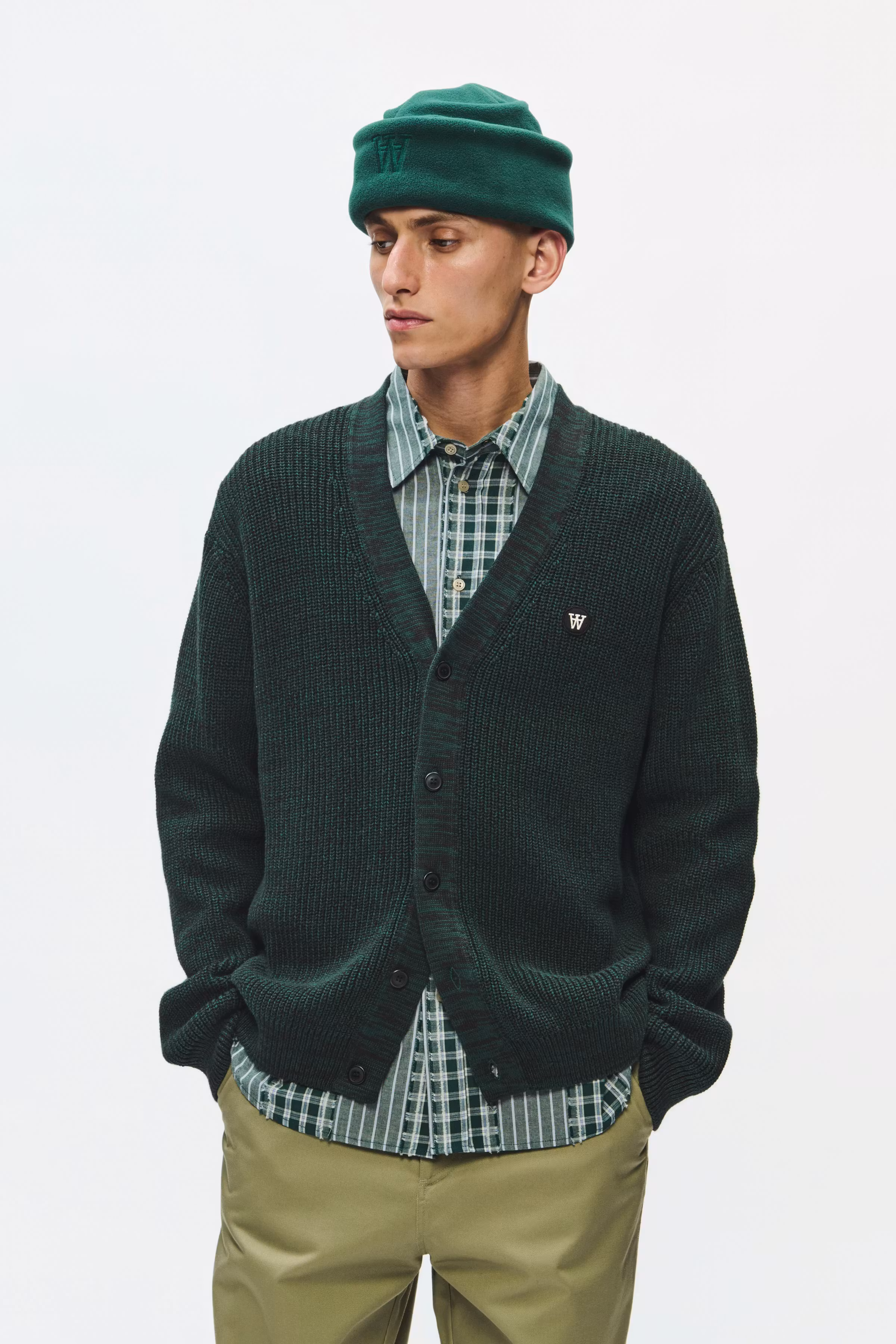 WWHalum Cardigan LOOKBOOK FRONT 30252232-1953201