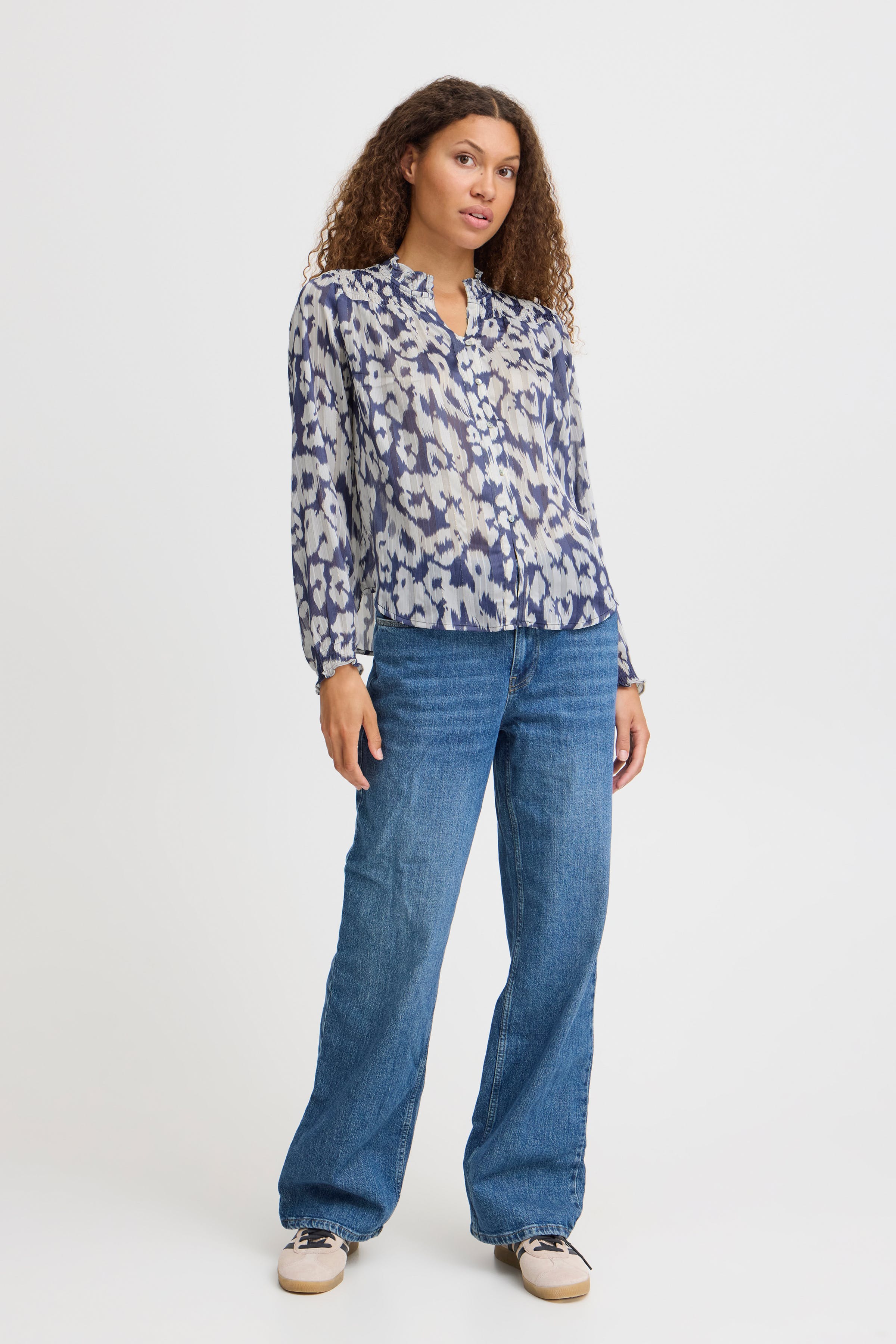 PXSAGA Blouse LOOKBOOK FRONT 50208575-204557