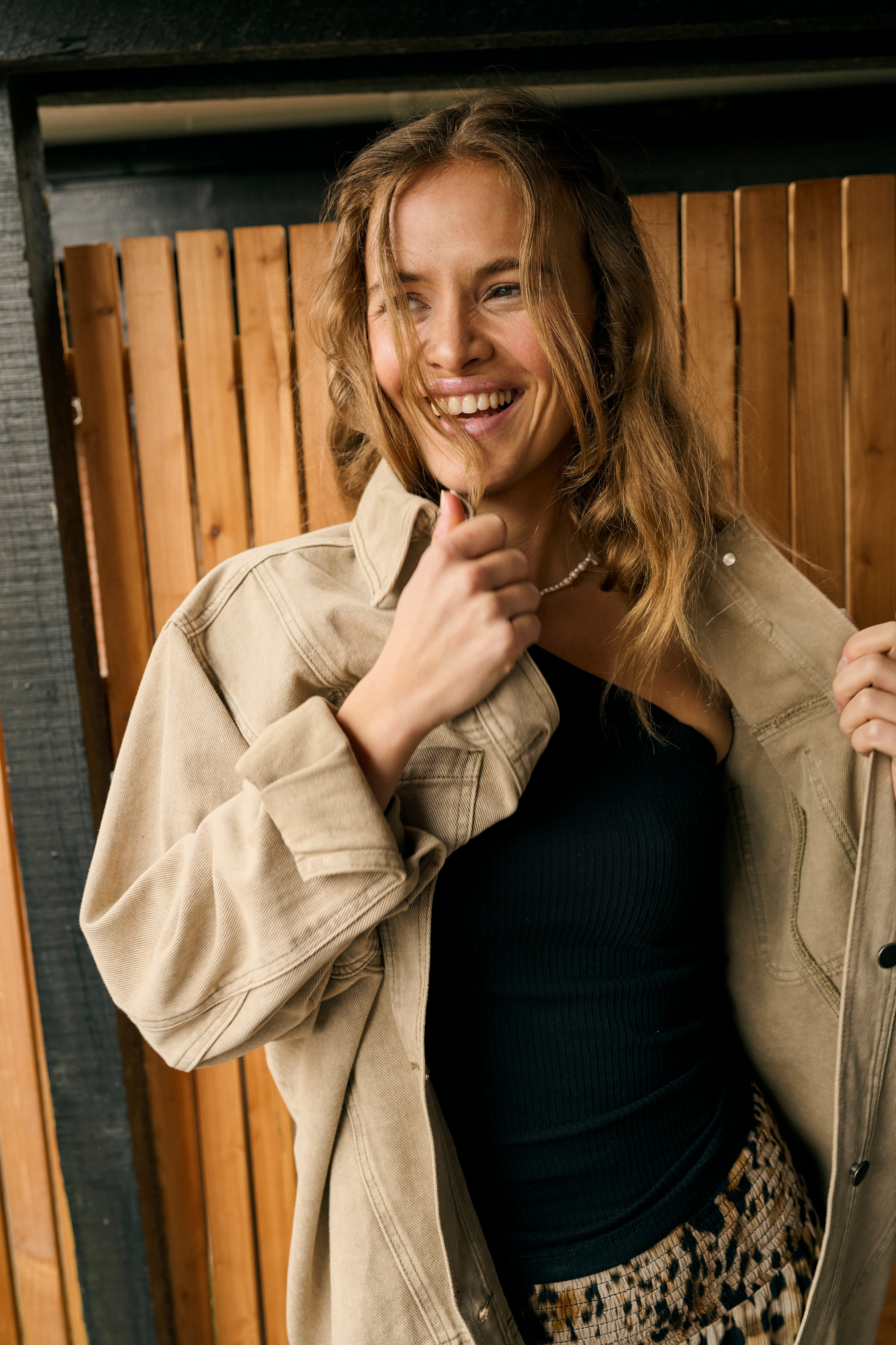 KApia Top LOCATION NONE 10507640-100121