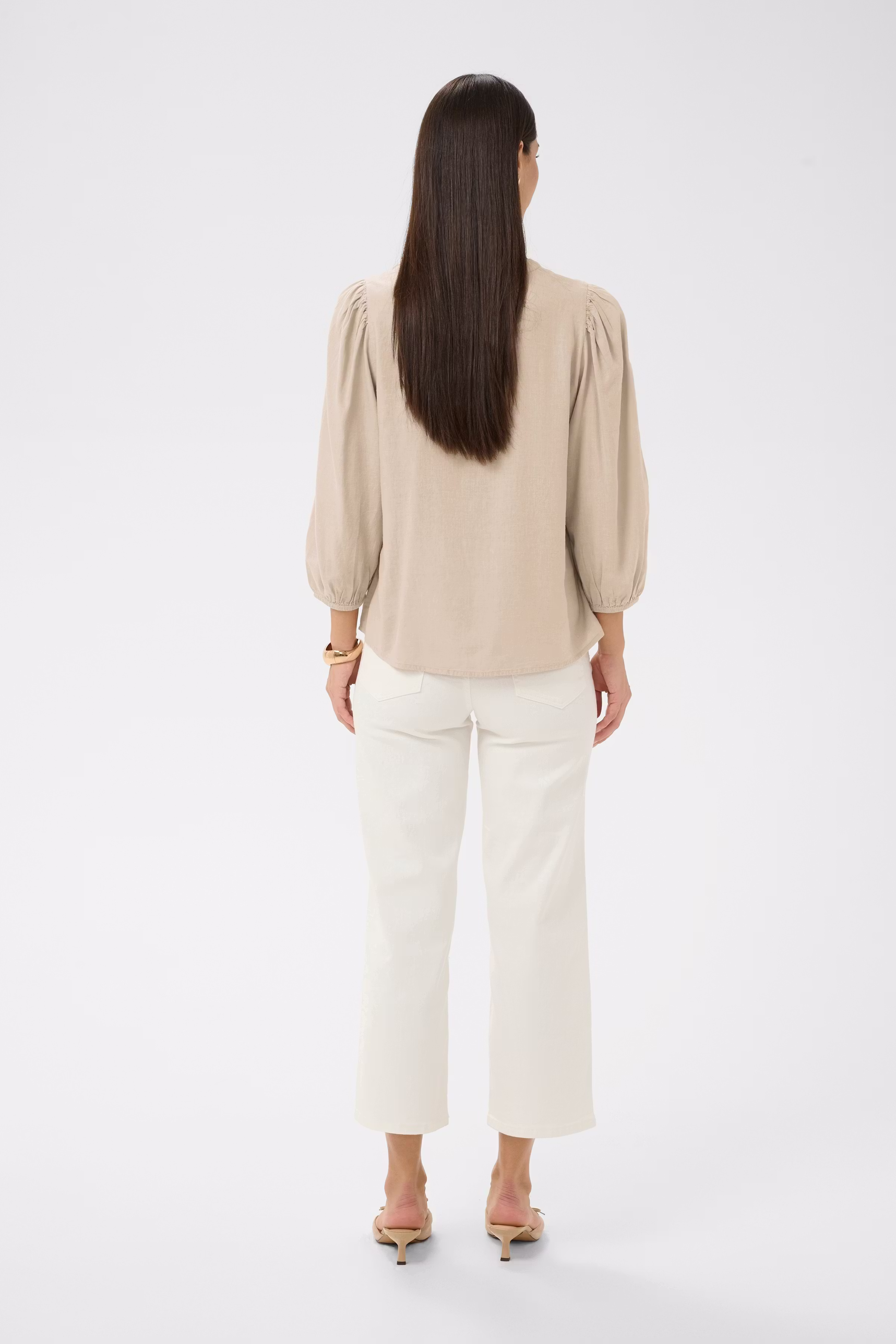 KAmilia Blus LOOKBOOK BACK 10511457-151305