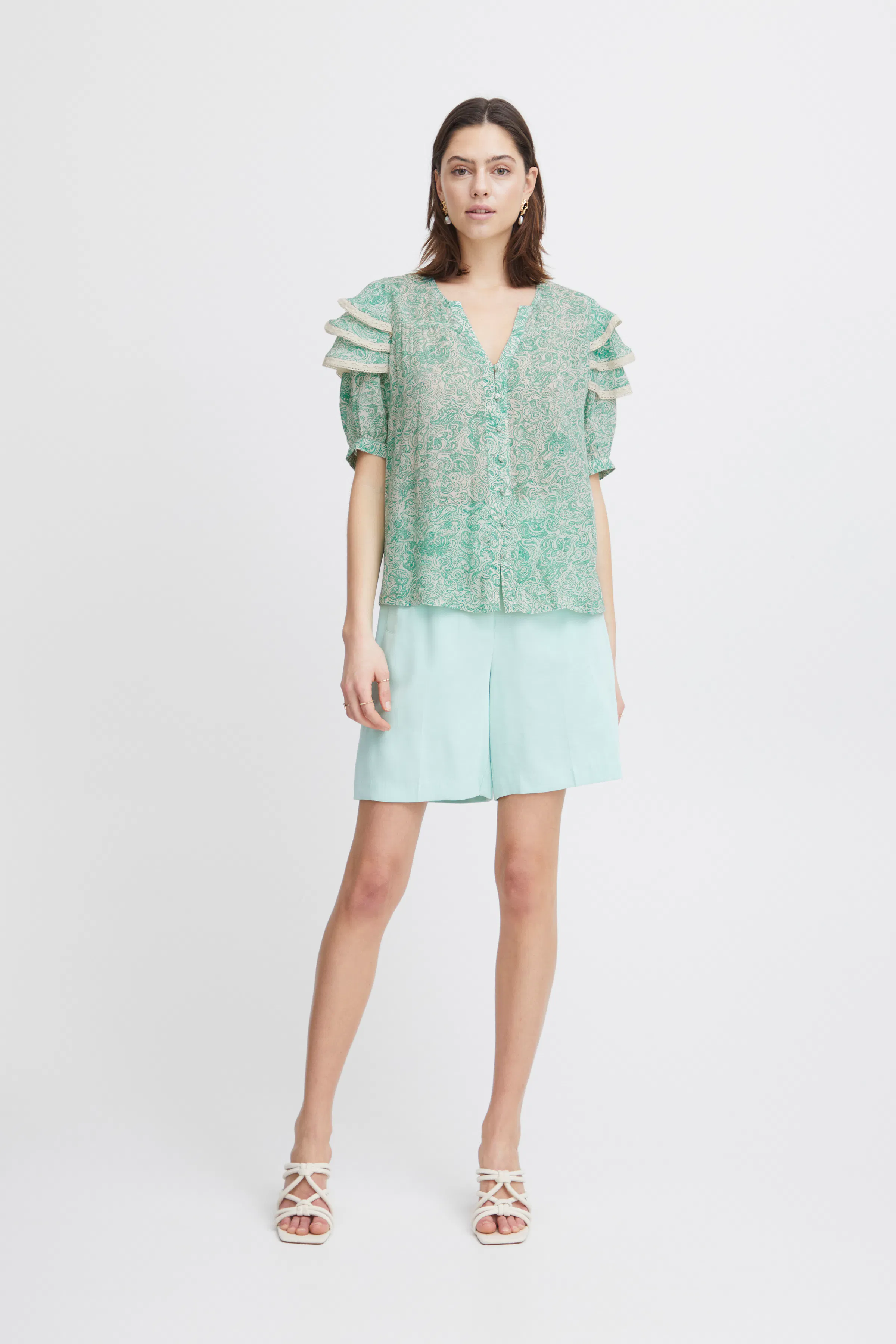 IRLIVOU Hemd LOOKBOOK FRONT 20120775-202884