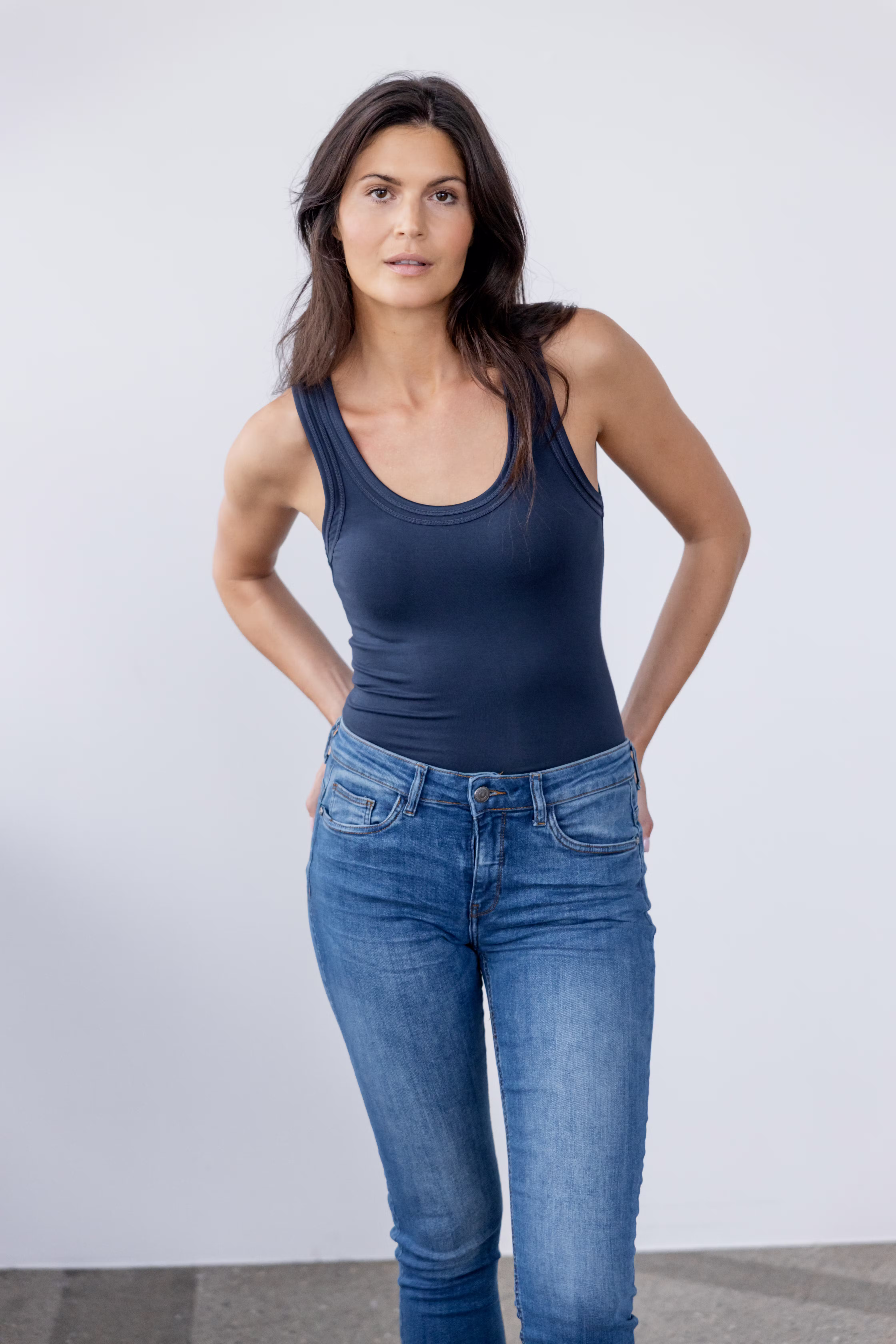 FRZULU Top LOCATION NONE 600244-60468