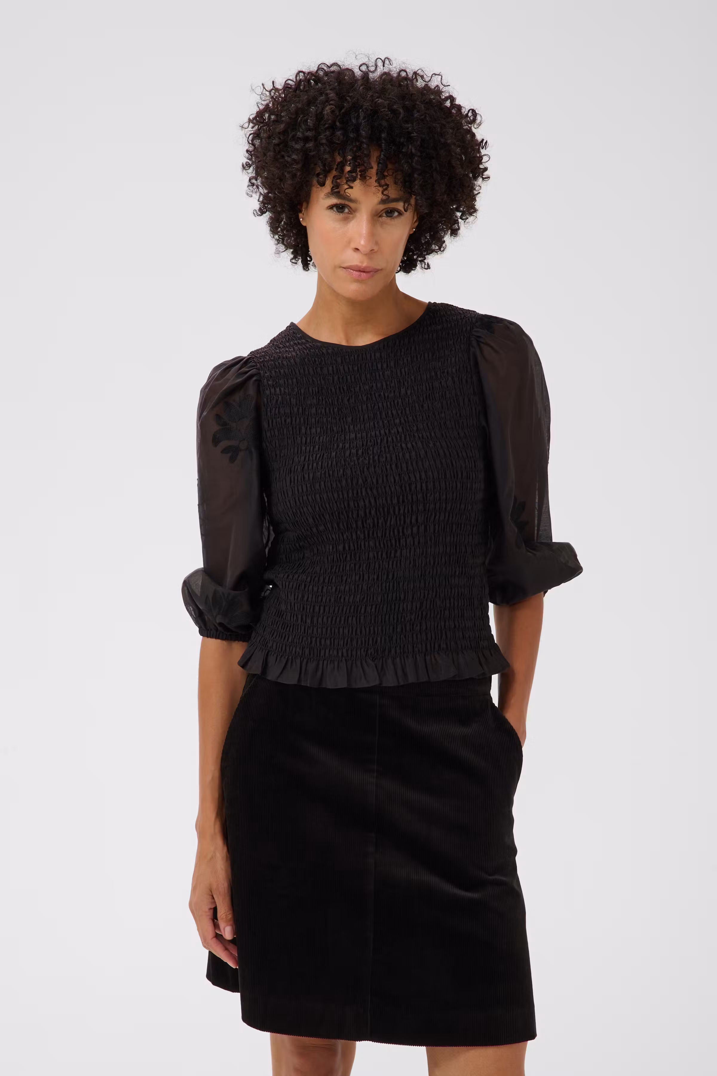 ChikaPW Bluse LOOKBOOK FRONT 30310820-194008