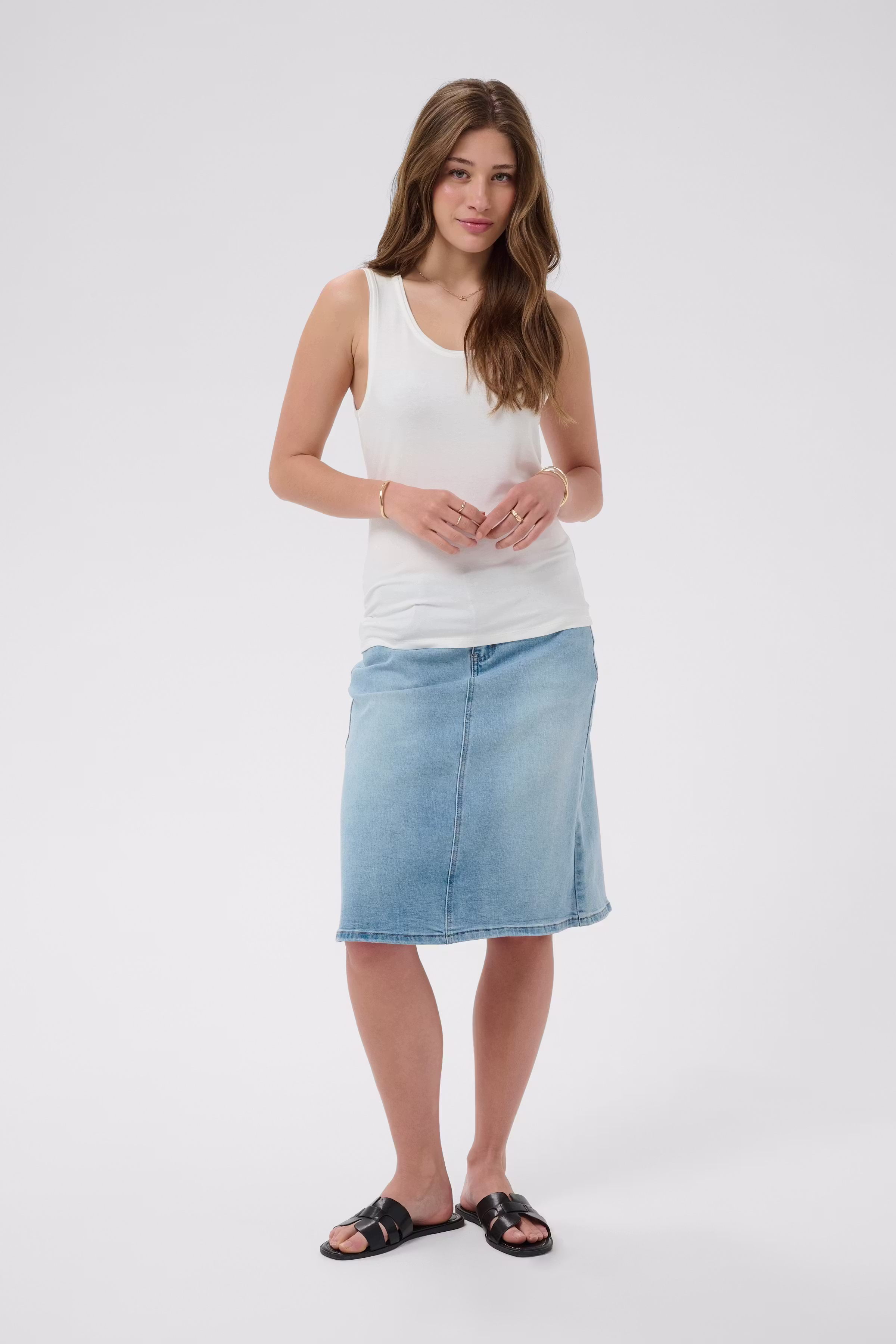 LCTia Top LOOKBOOK FRONT 10651164-110602