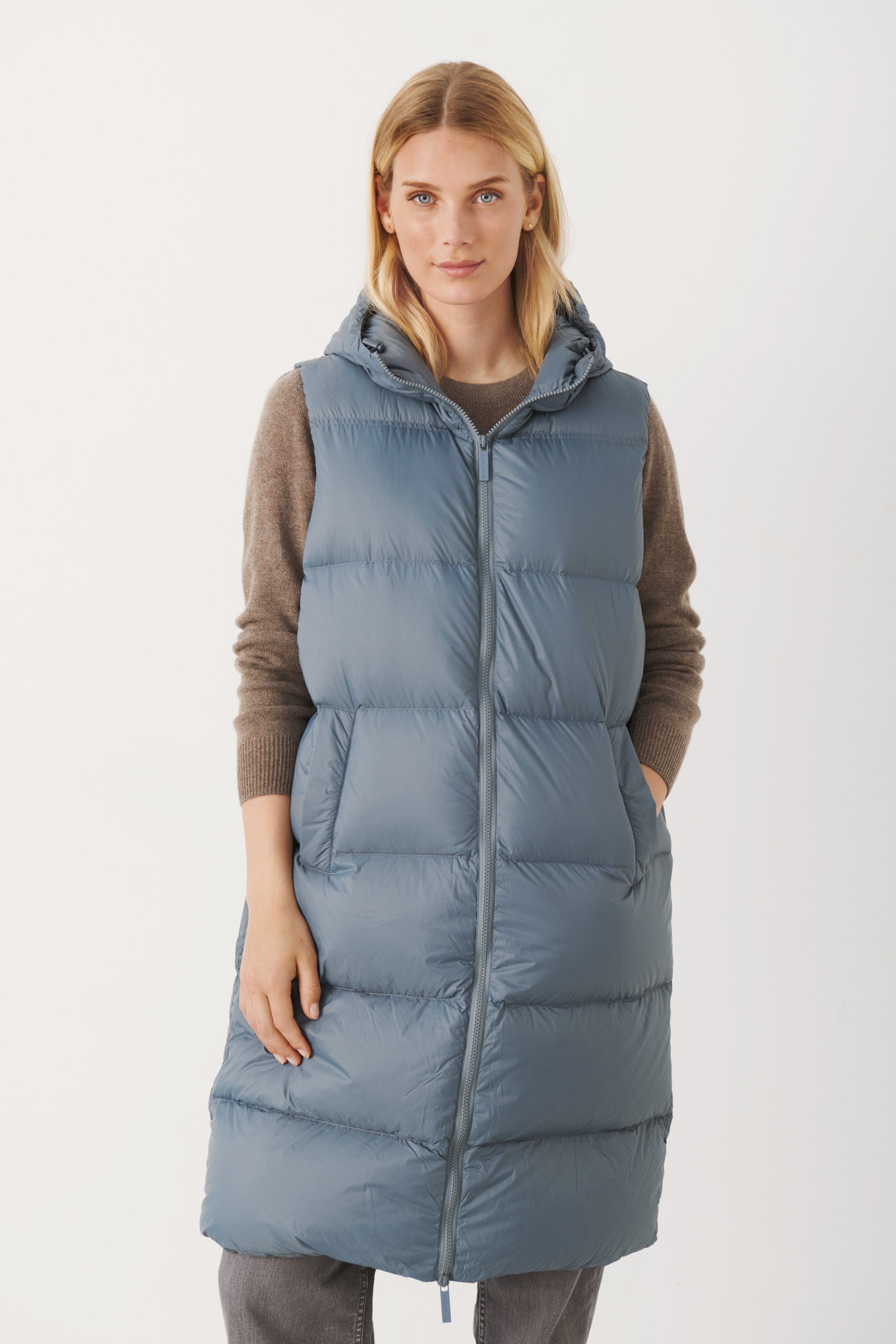 KedlaPW Jas LOOKBOOK FRONT 30306582-184214