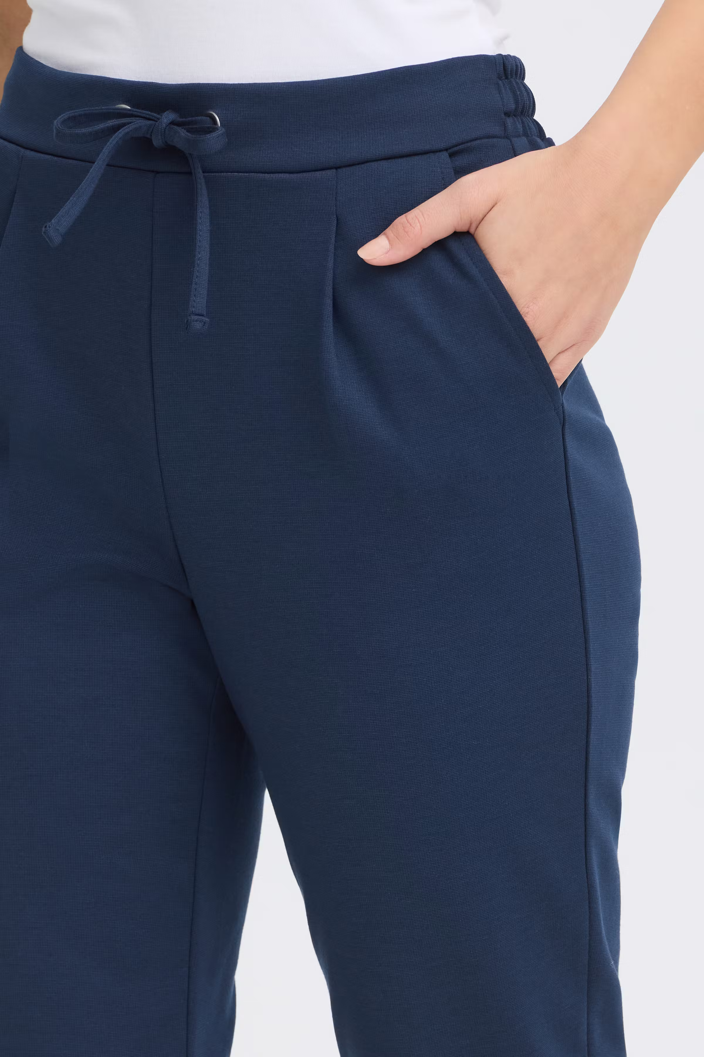 FRBLAZER Capri bukser LOOKBOOK DETAIL 20617750-193923