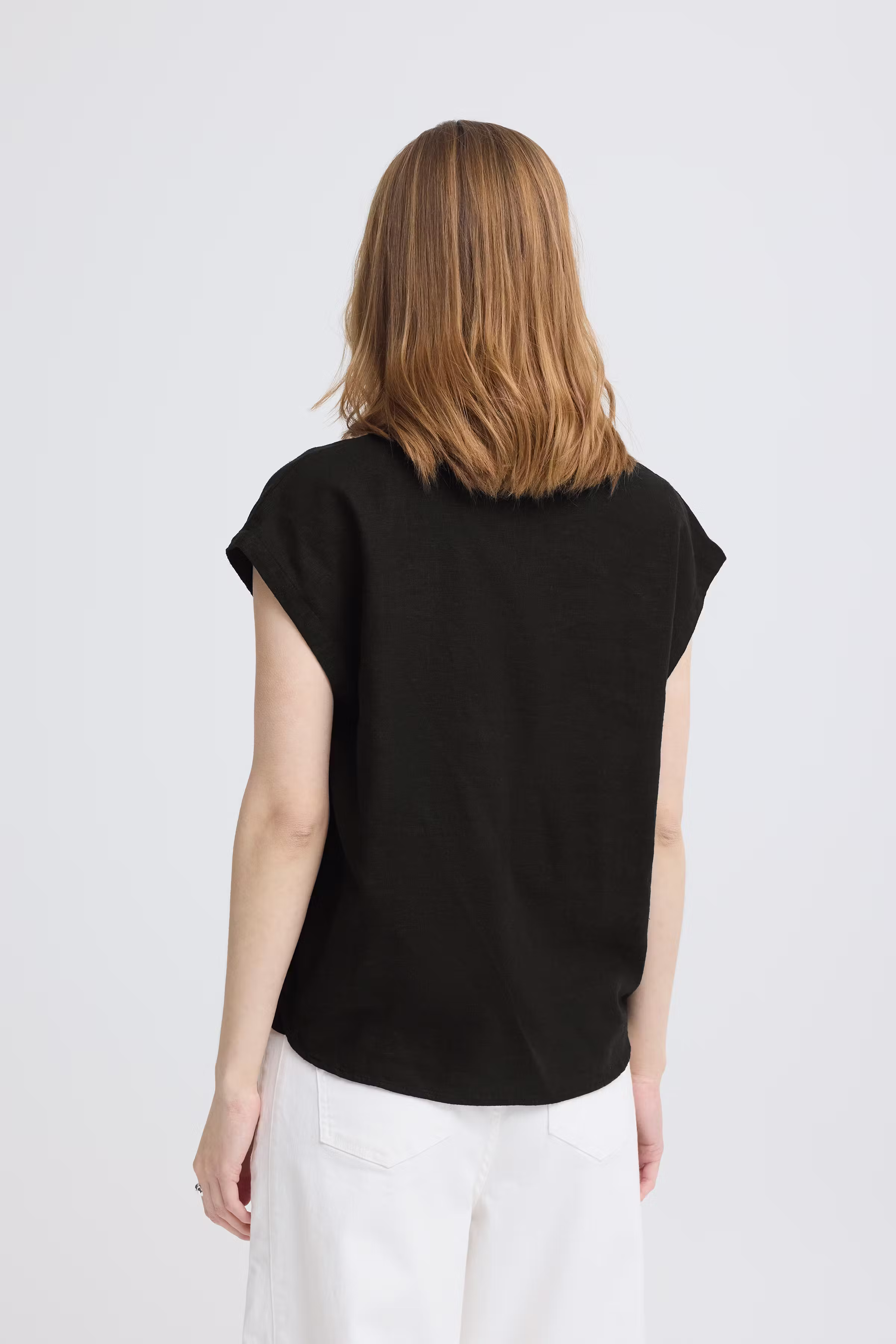Kortermet bluse LOOKBOOK BACK 20122908-194008