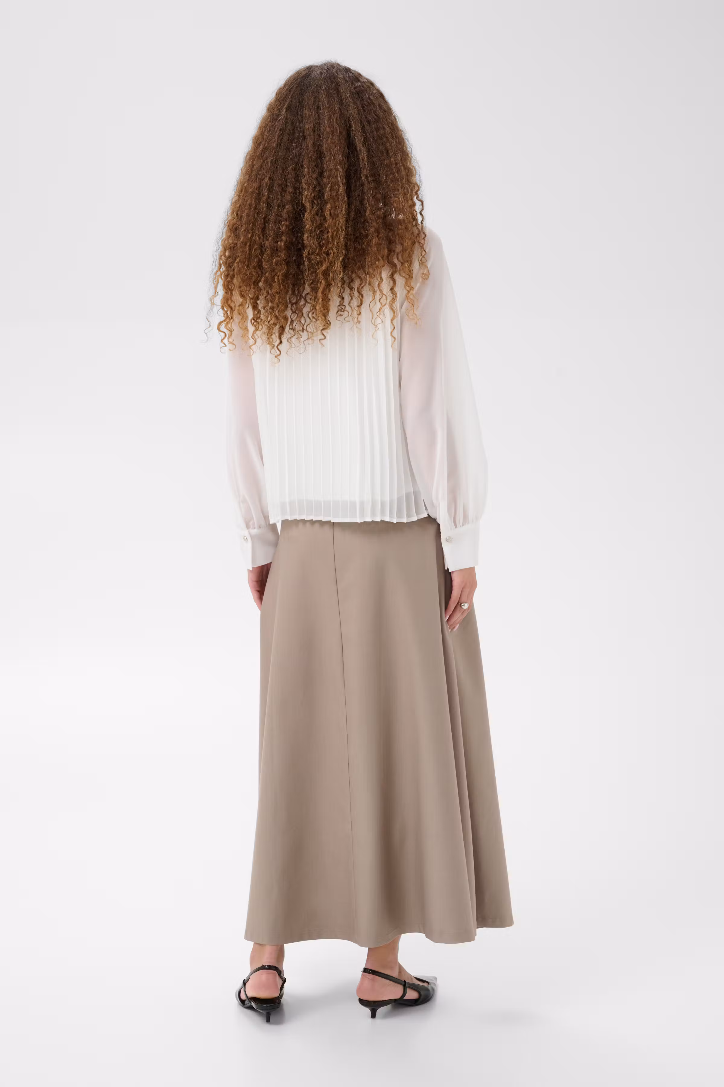 KAeloise Bluse LOOKBOOK BACK 10512578-110602