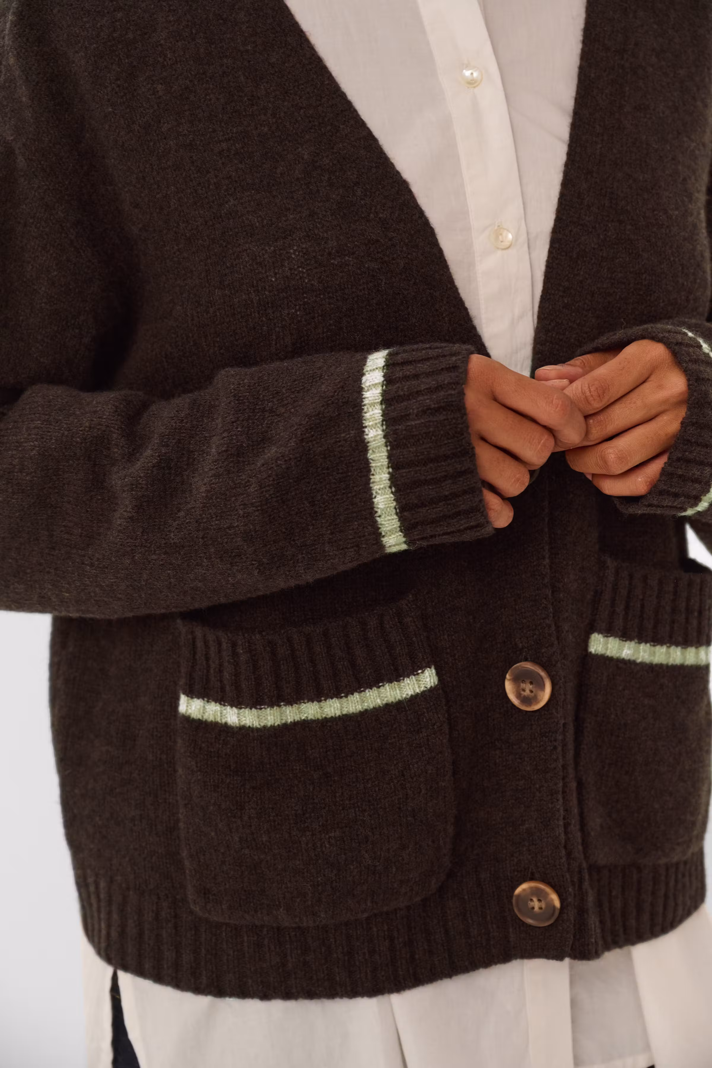 CUNova Cardigan
 LOOKBOOK DETAIL 50113496-1909151