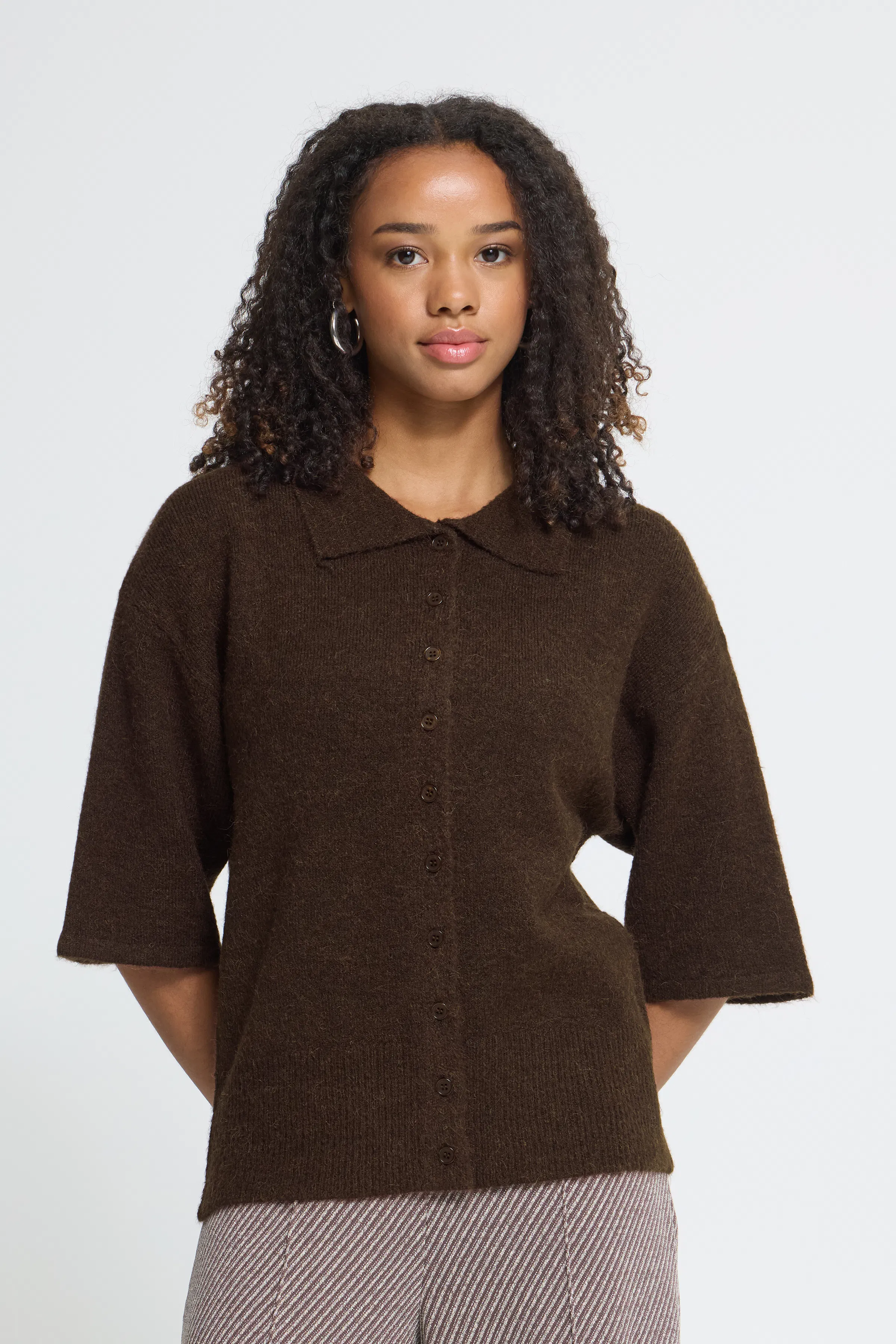 IHKAMARA Pullover LOOKBOOK FRONT 20126225-191419