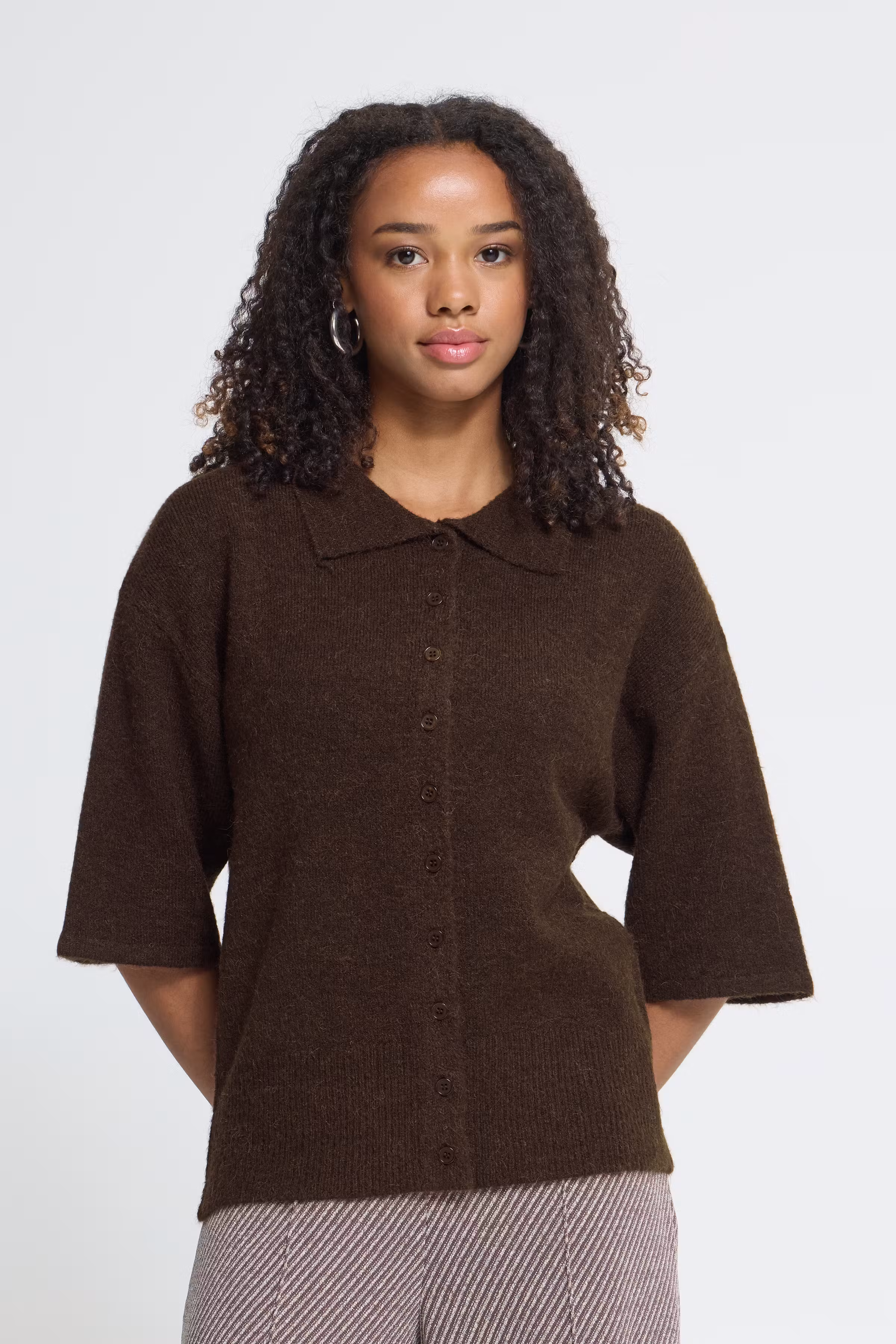 IHKAMARA Pullover LOOKBOOK FRONT 20126225-191419