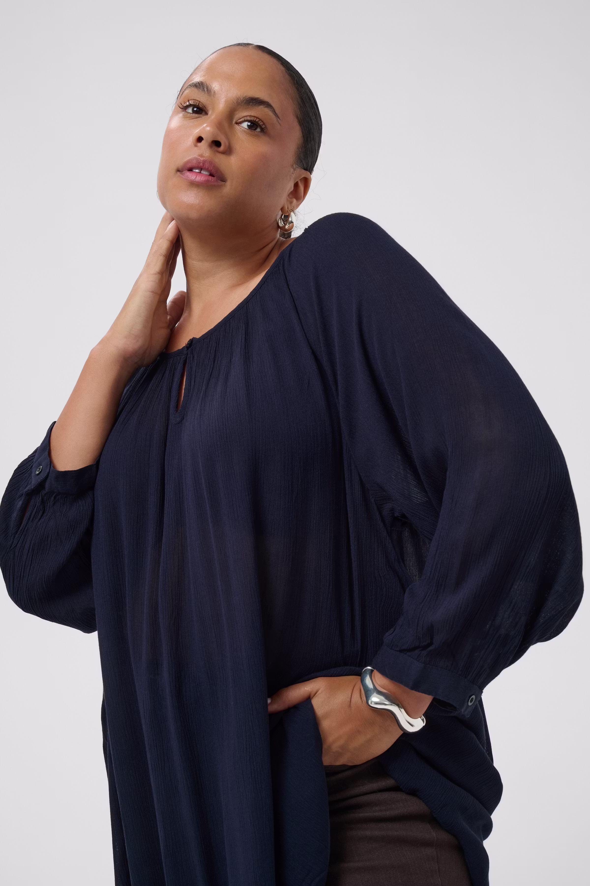 KCami Tunika LOOKBOOK DETAIL 10580003-52737