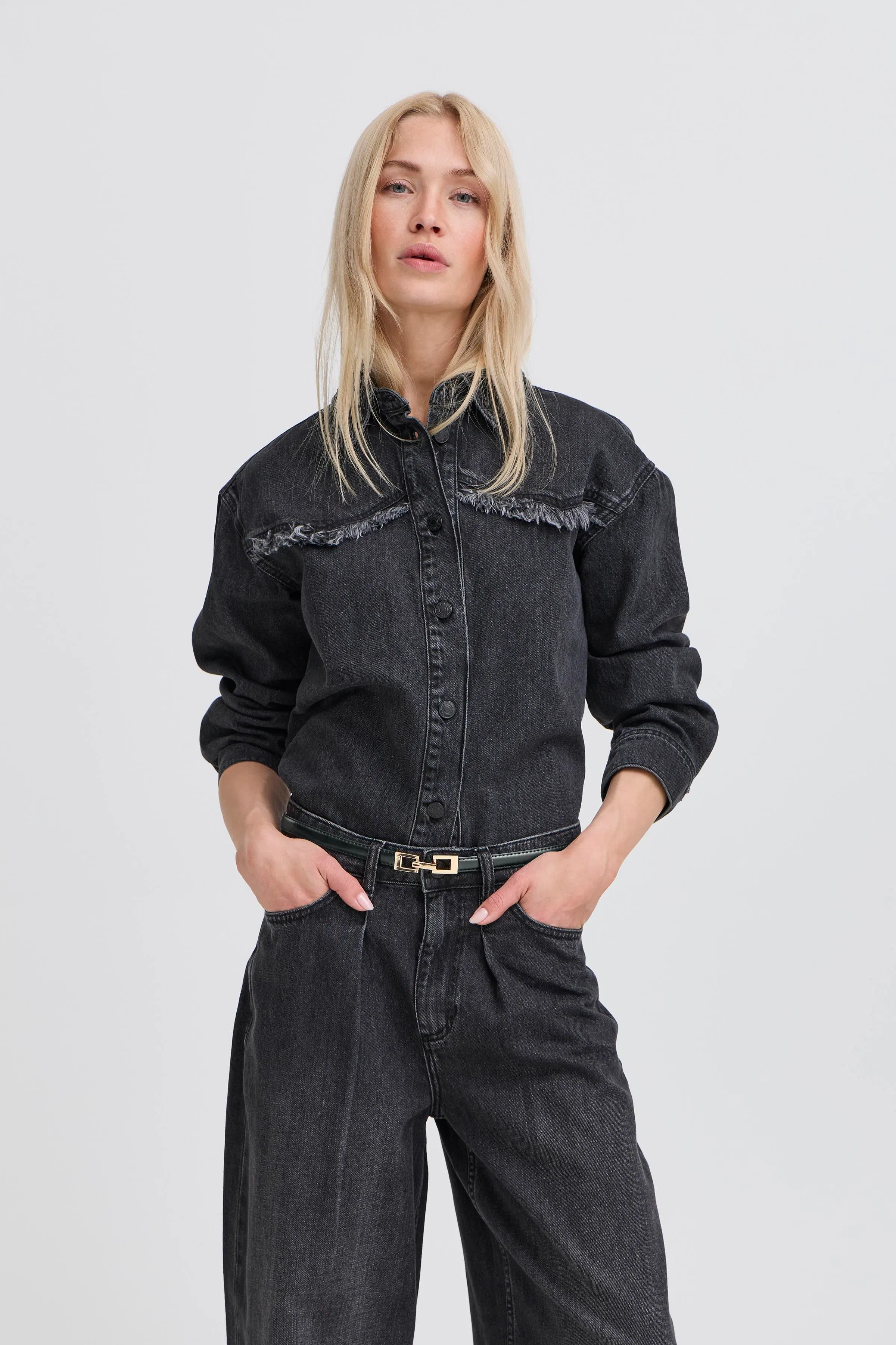 BYVIZANA Belte LOOKBOOK FRONT 20818193-194008