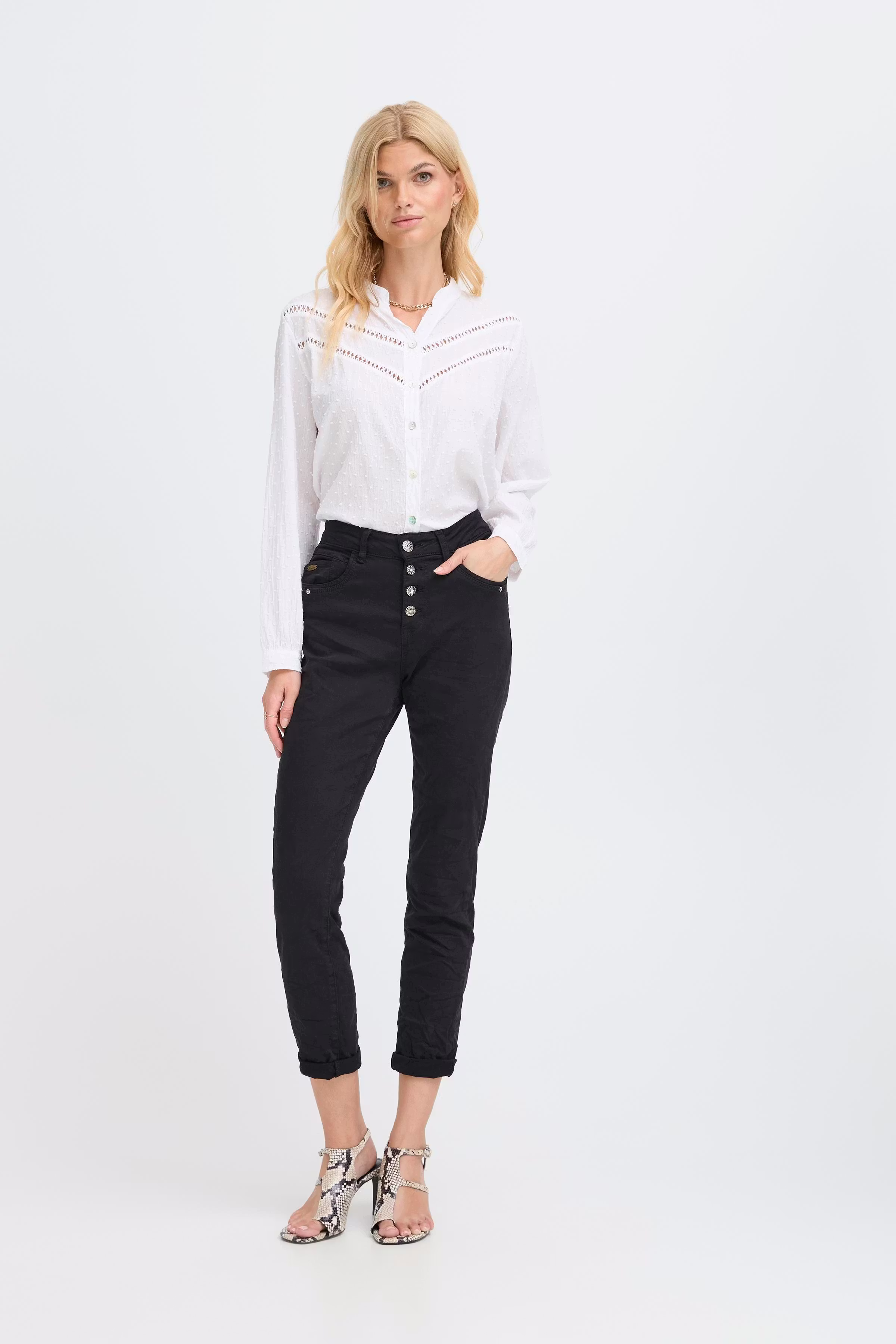 SBSPIROLA Jeans LOOKBOOK FRONT 22101073-190303