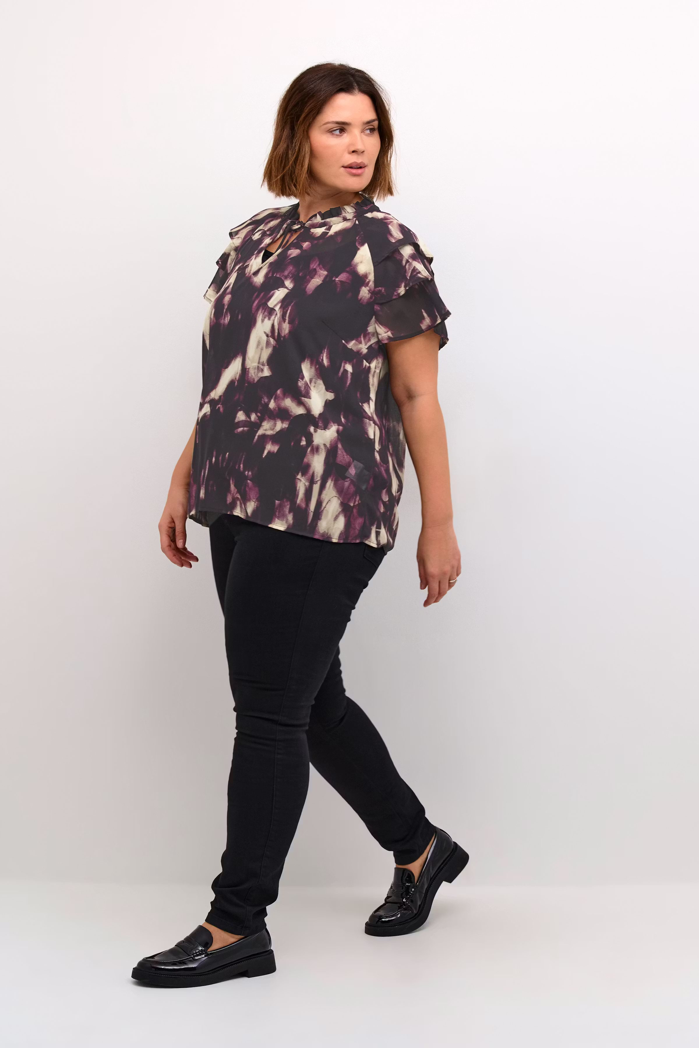 KCnour Bluse LOOKBOOK FRONT 10582700-106600