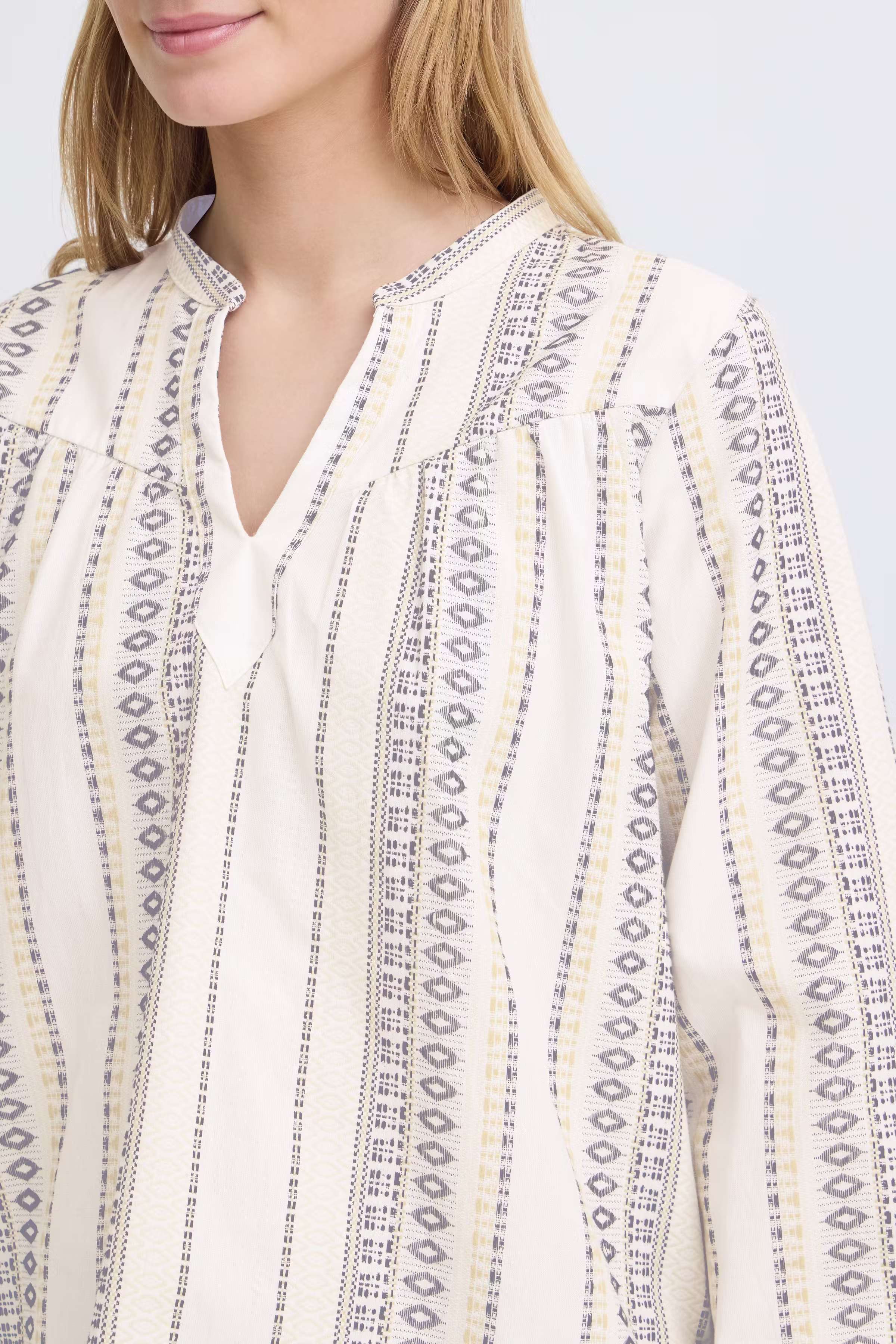 PZDITTE Bluse LOOKBOOK DETAIL 50210668-130905