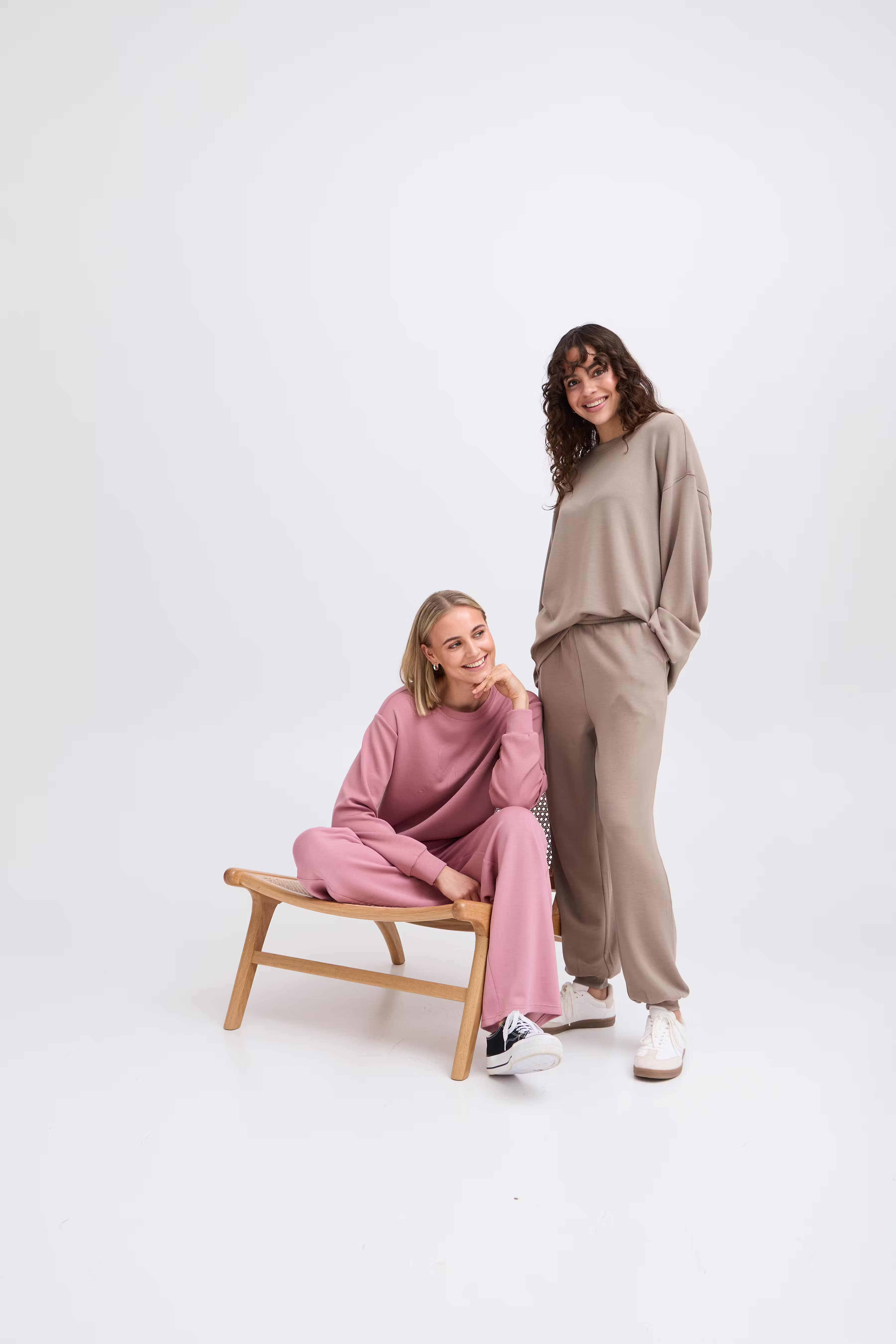 FRAURORA Pants Casual LOCATION NONE 20615556-171512