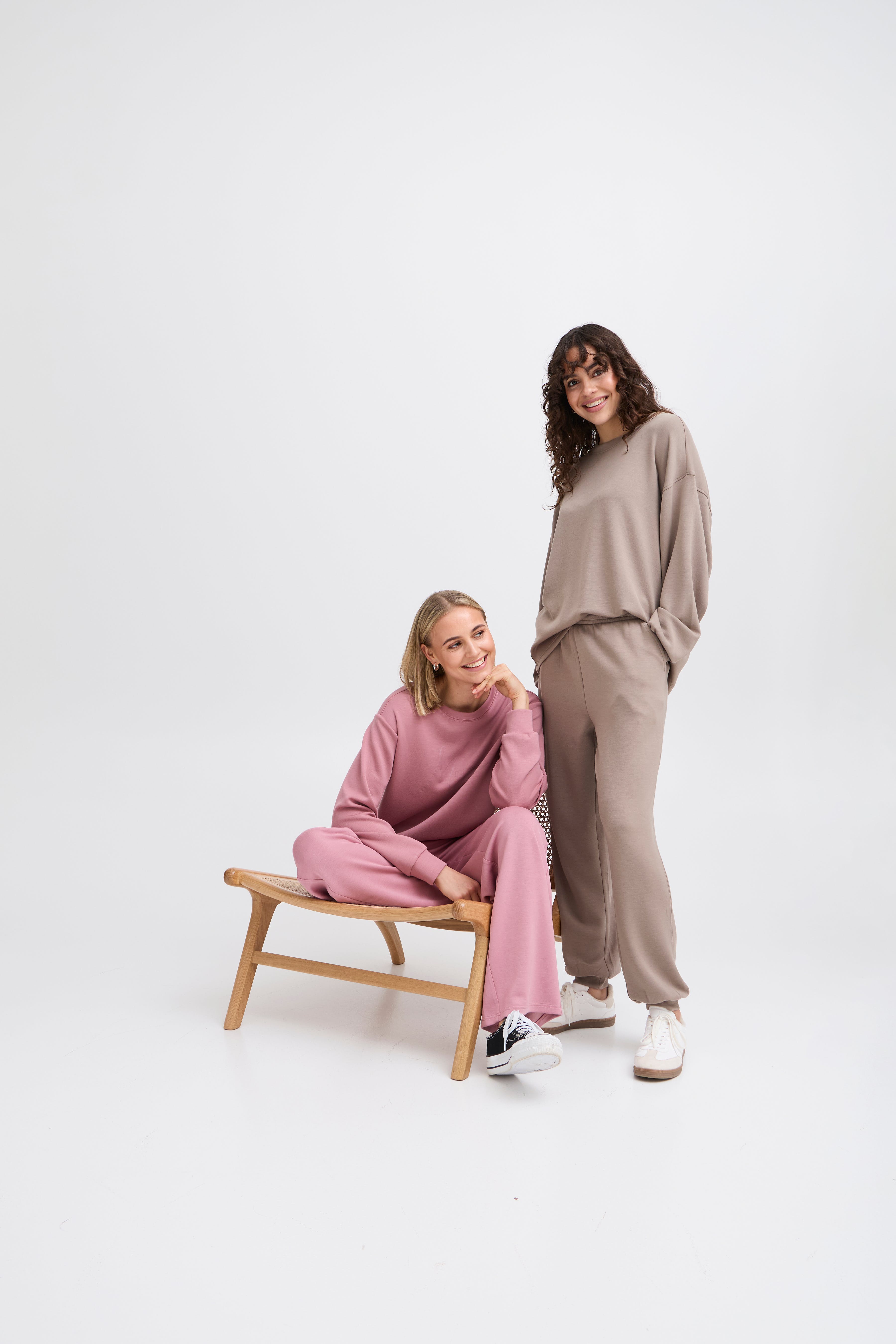 FRAURORA PA 3 Casual Hose LOCATION NONE 20615555-181110