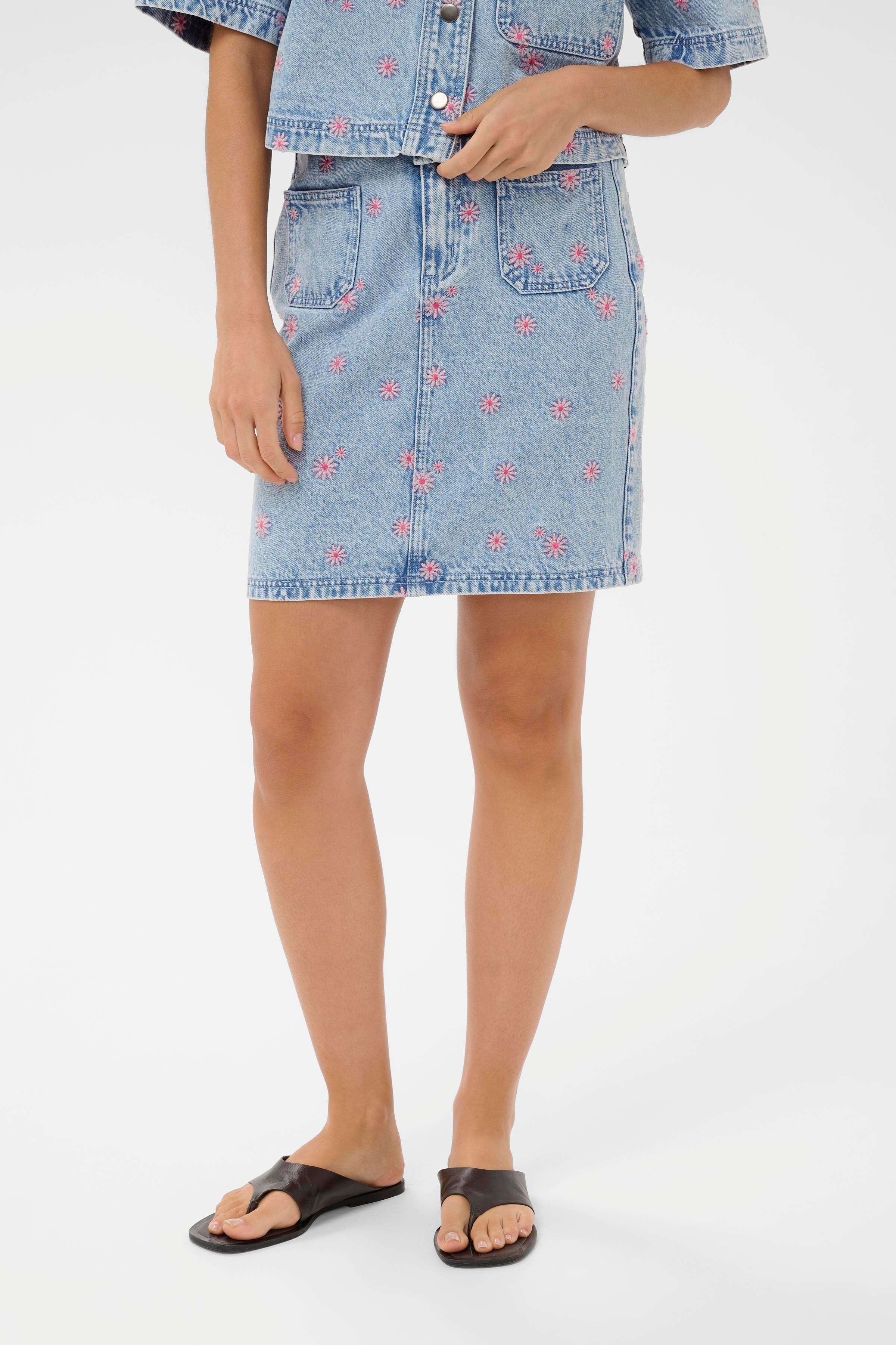 KAbabena Skjørt LOOKBOOK FRONT 10511551-109286