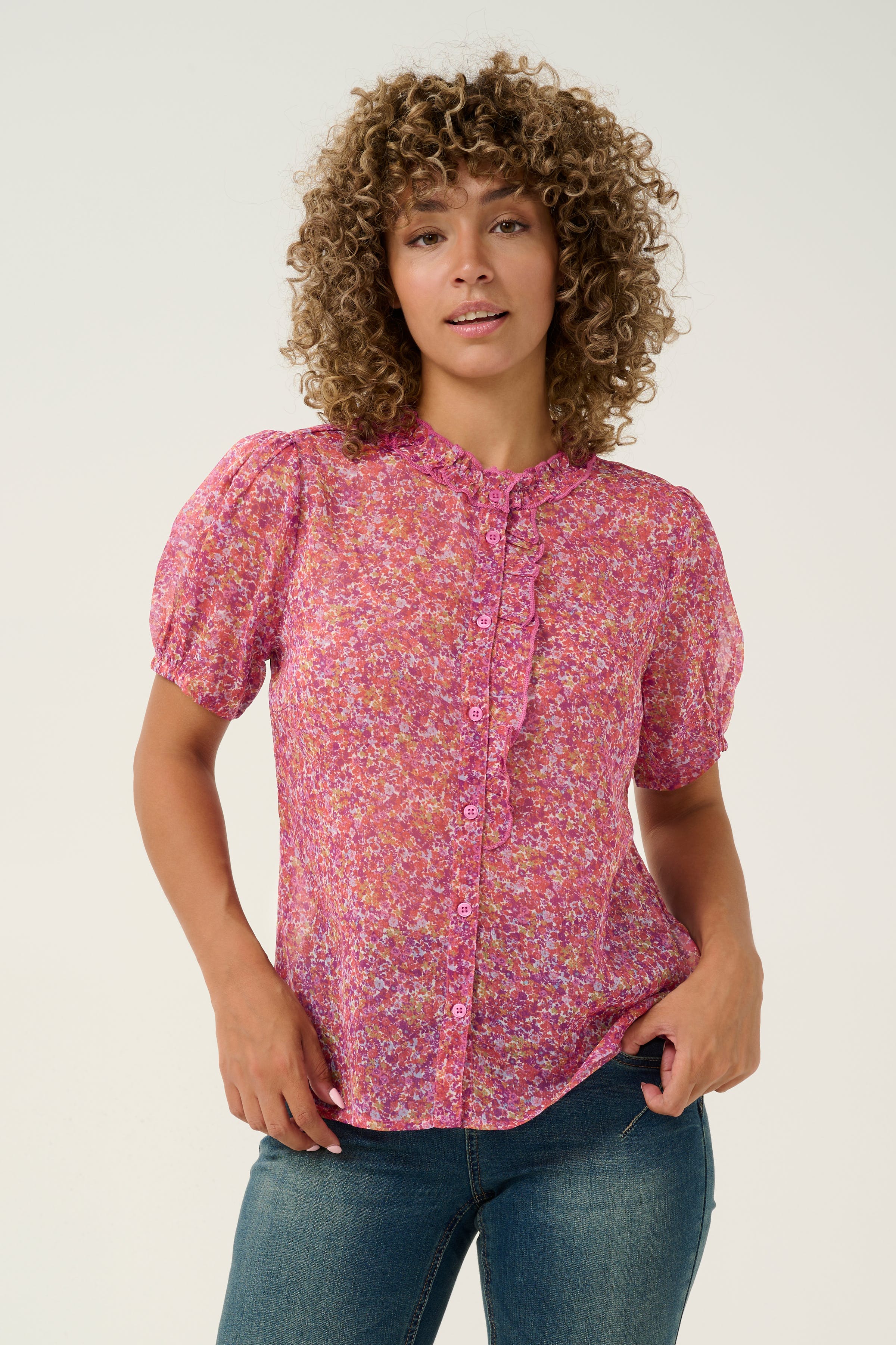 CREmese Bluse LOOKBOOK FRONT 10613268-102755