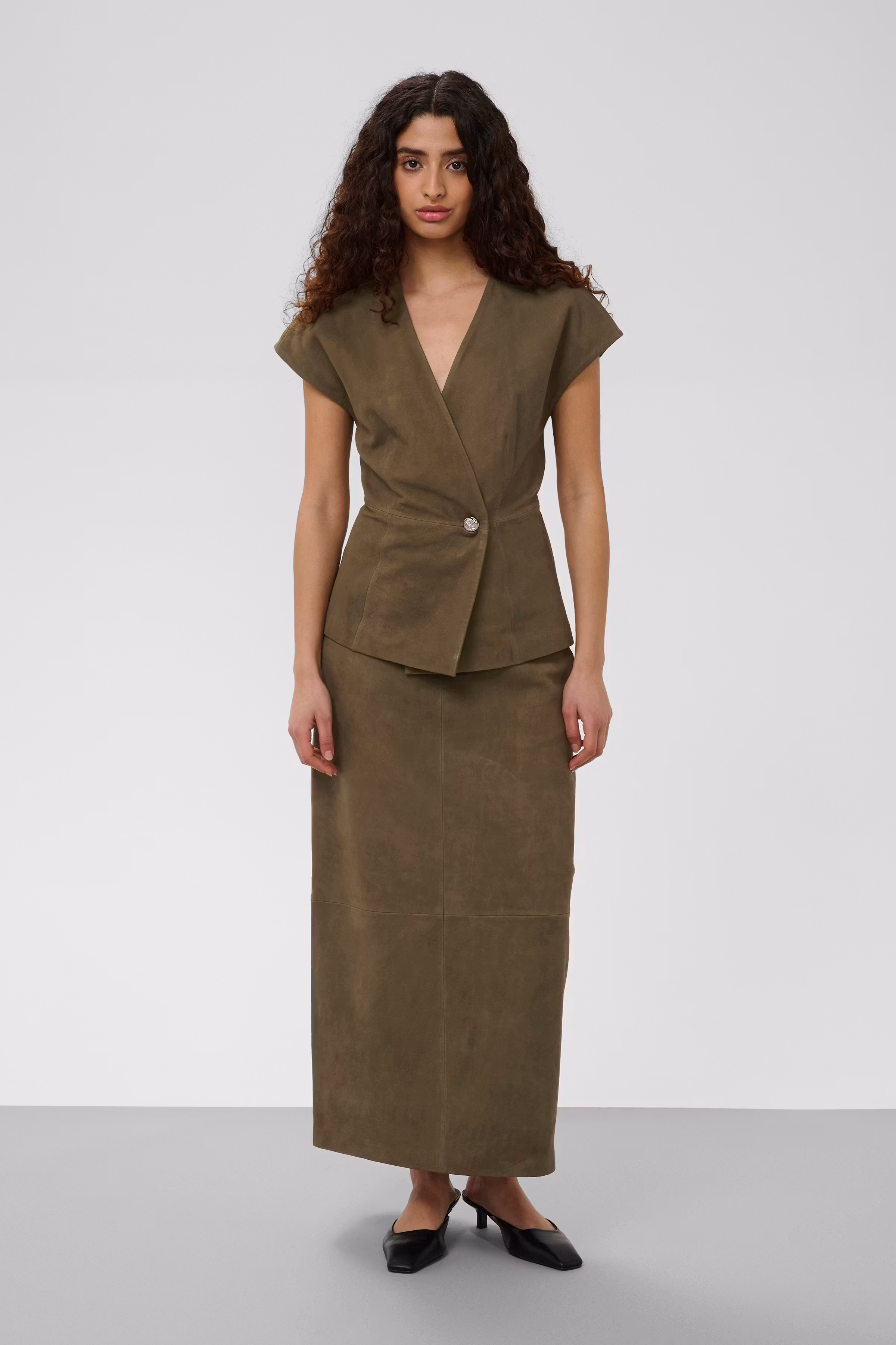 SLParvati Rock LOOKBOOK FRONT 30409317-190618