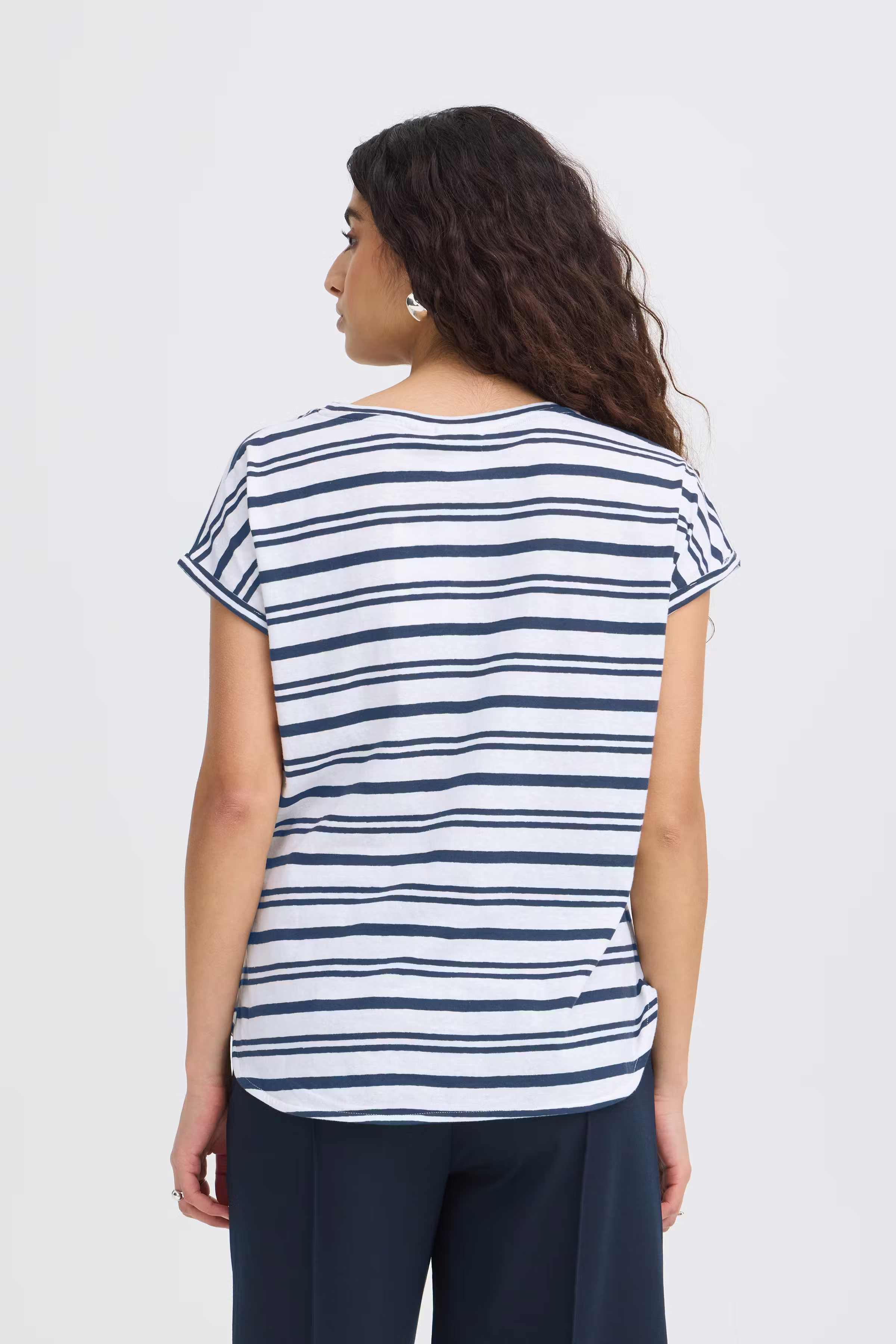 IHYULIETTA T-shirt LOOKBOOK BACK 20122855-900005377