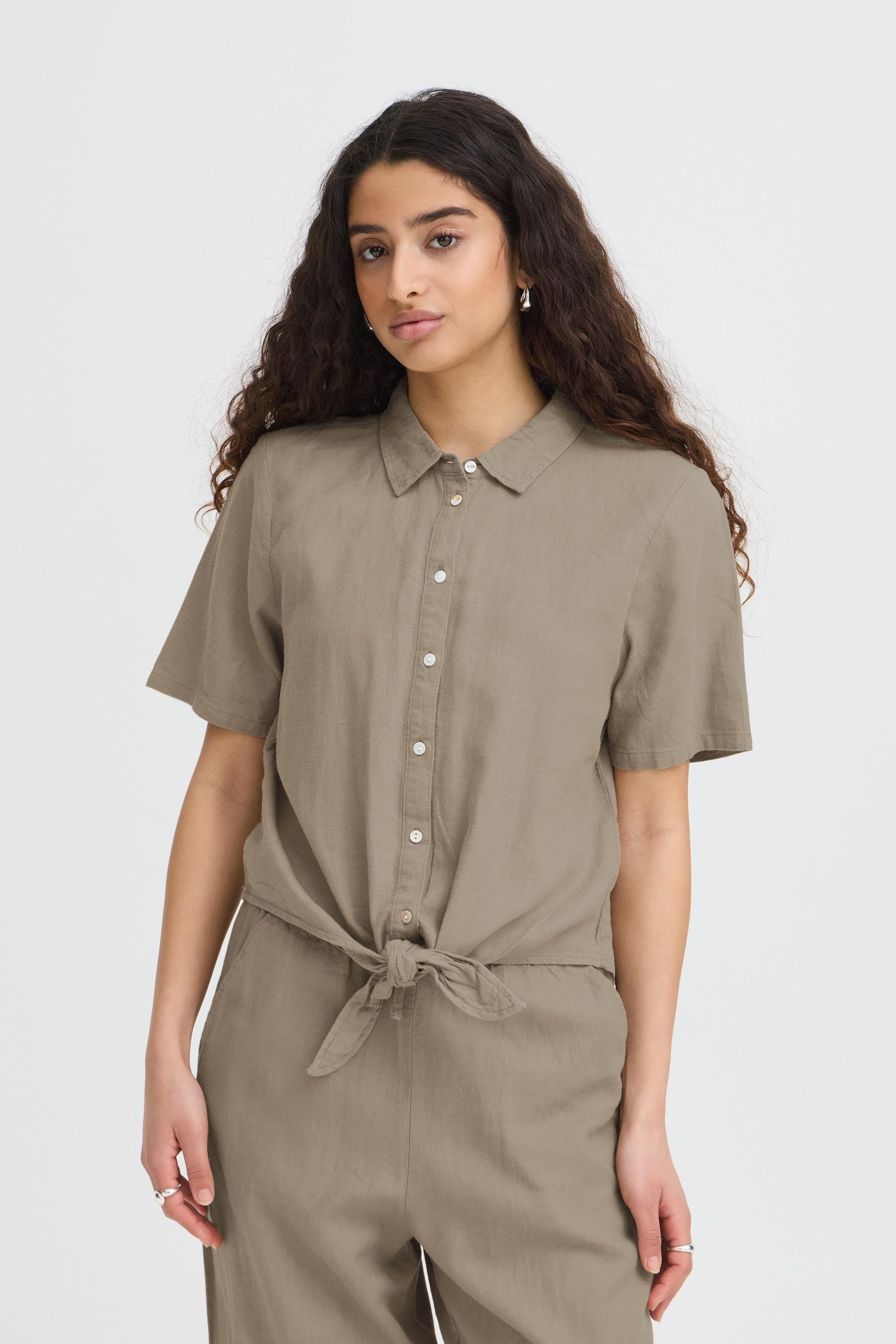 Kortermet skjorte LOOKBOOK FRONT 20122921-171310