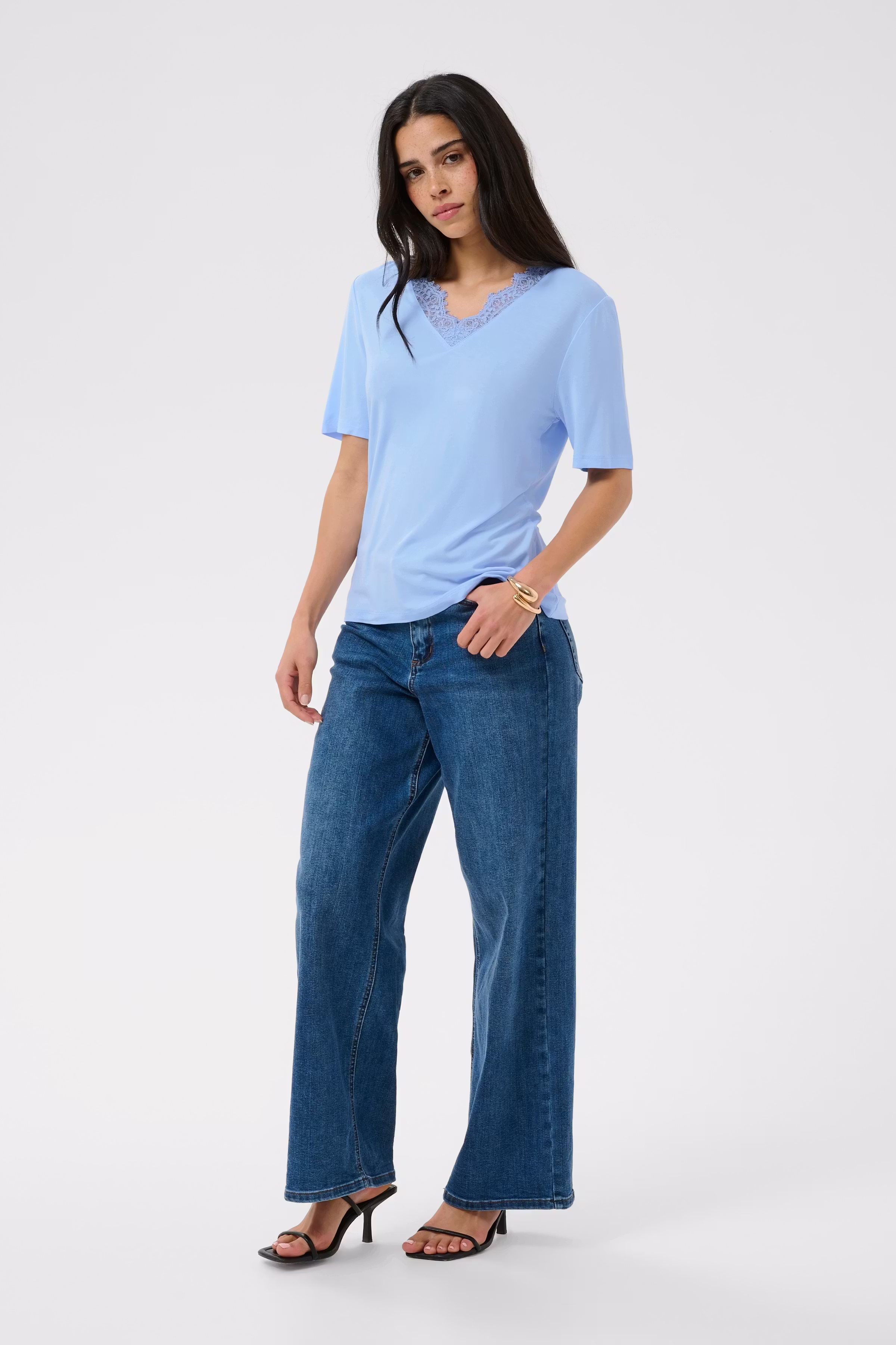 KAcarla T-shirt LOOKBOOK FRONT 10512440-154031