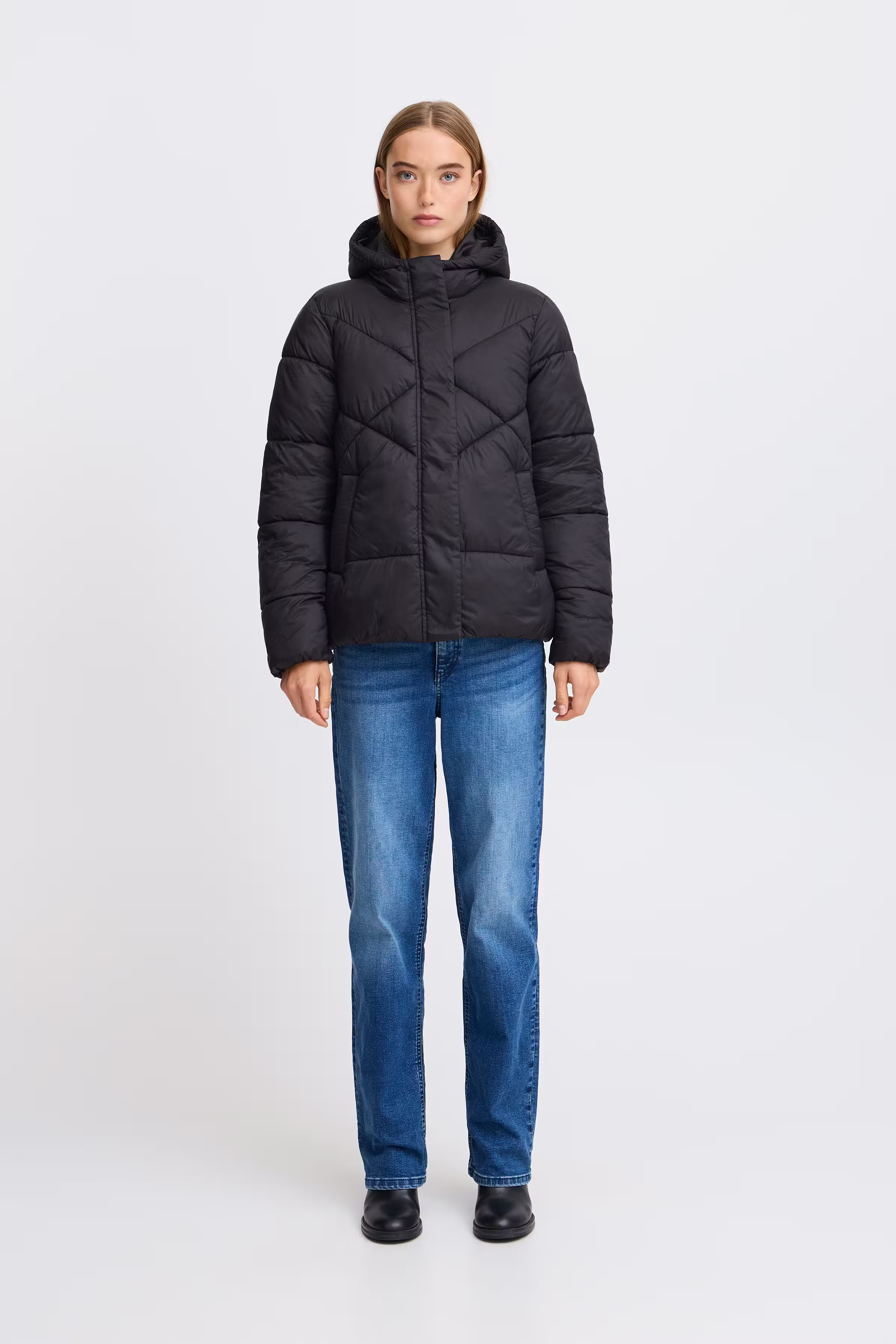 IHZORANA Yttertøy LOOKBOOK FRONT 20121299-194008