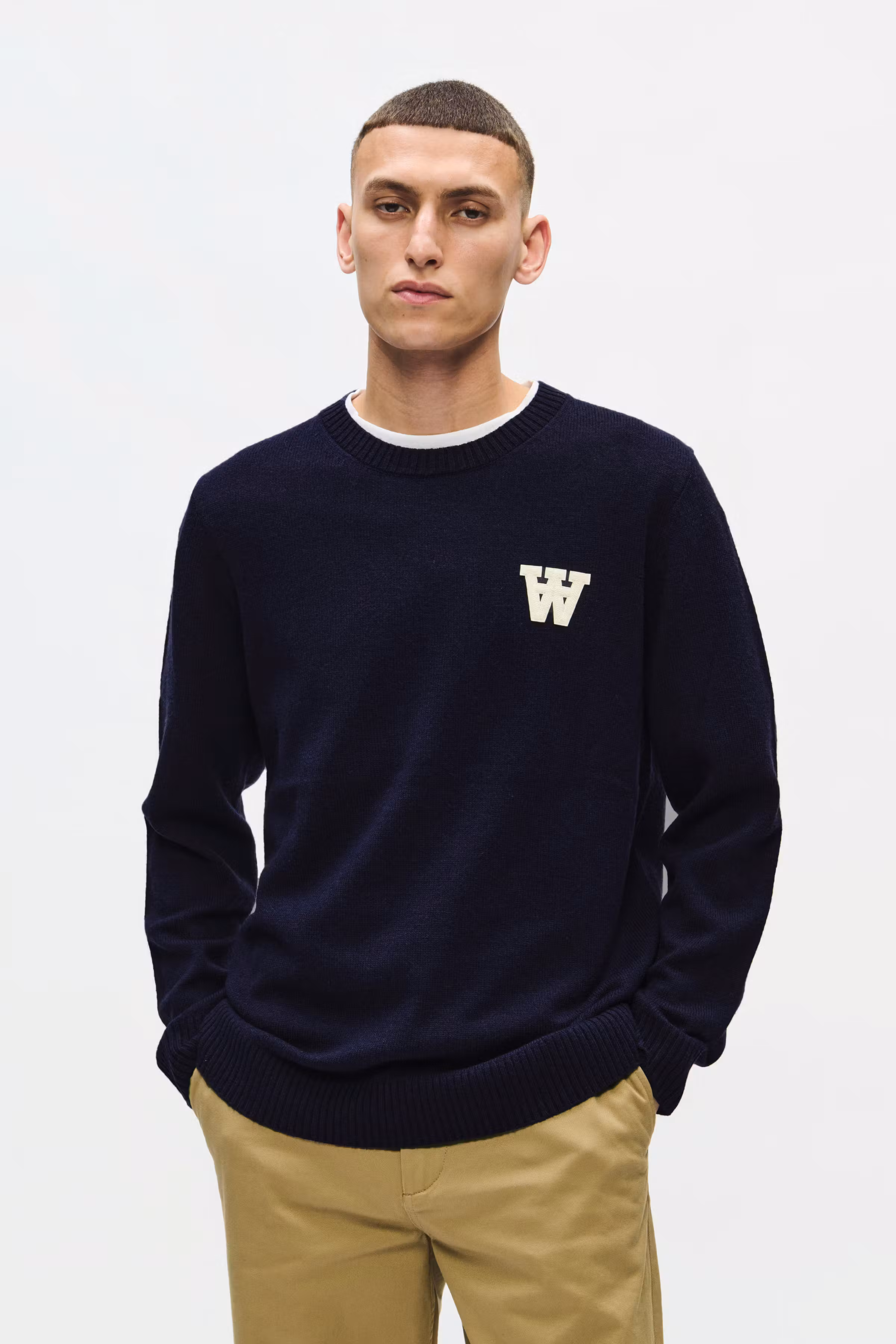 WWTay Lambswool Pullover LOOKBOOK FRONT 30251382-194011