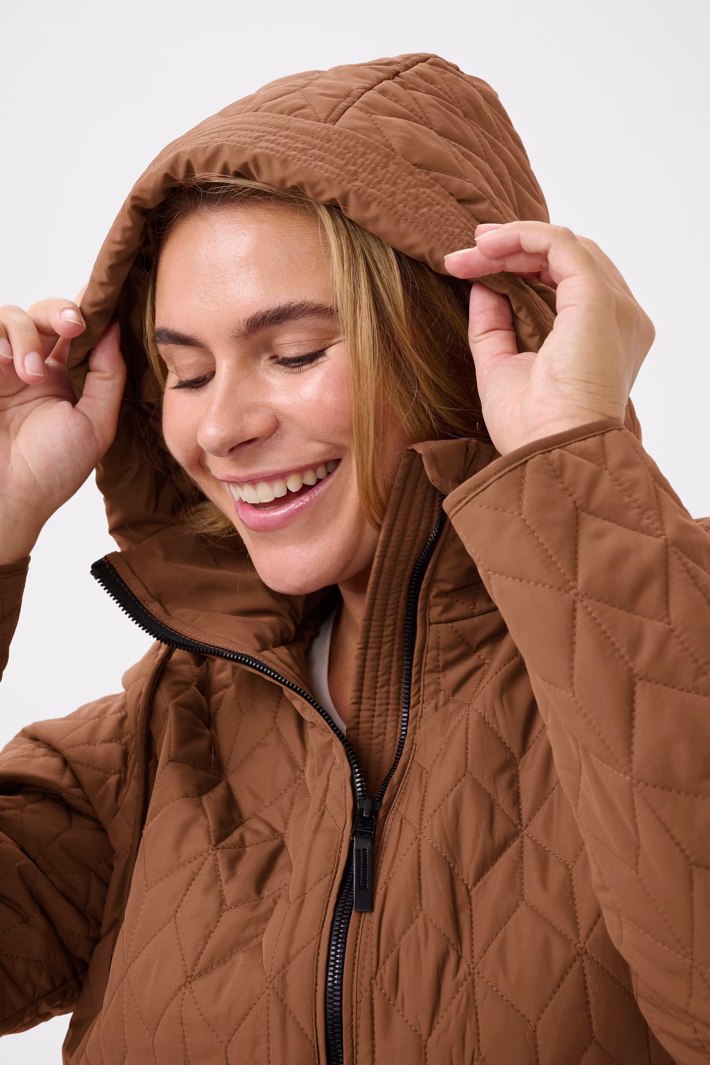 KCleina Outerwear LOOKBOOK DETAIL 10583971-191230