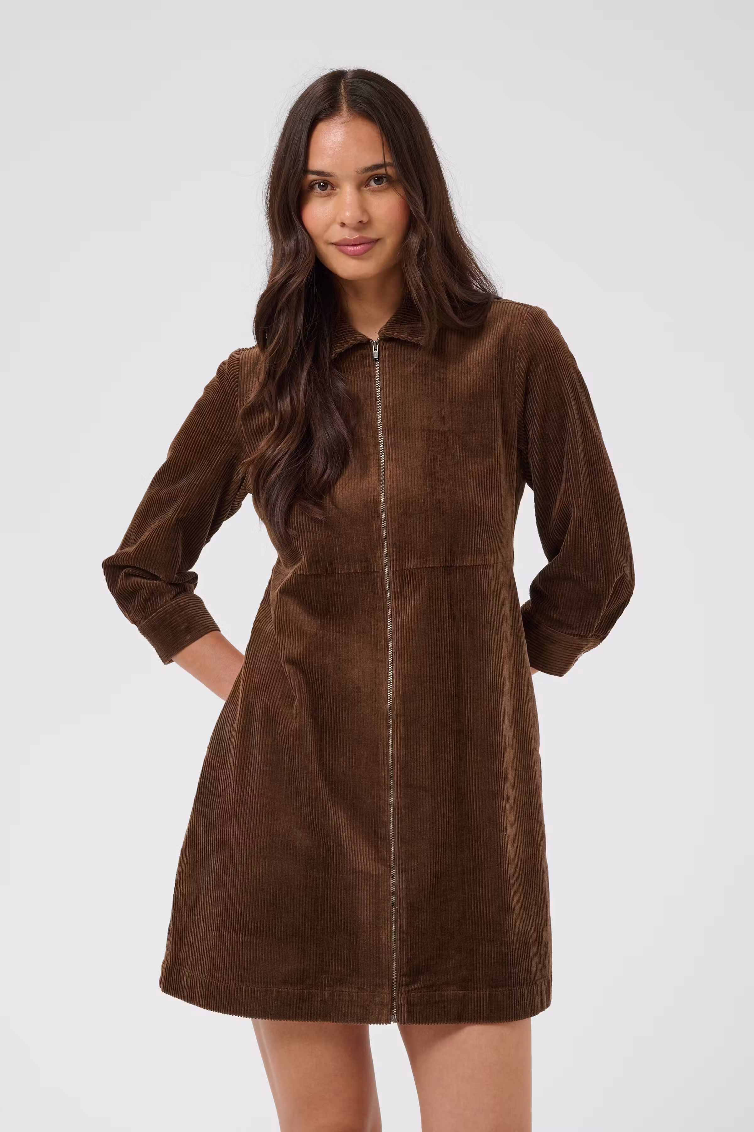 KAsella Kleid LOOKBOOK FRONT 10512240-191116