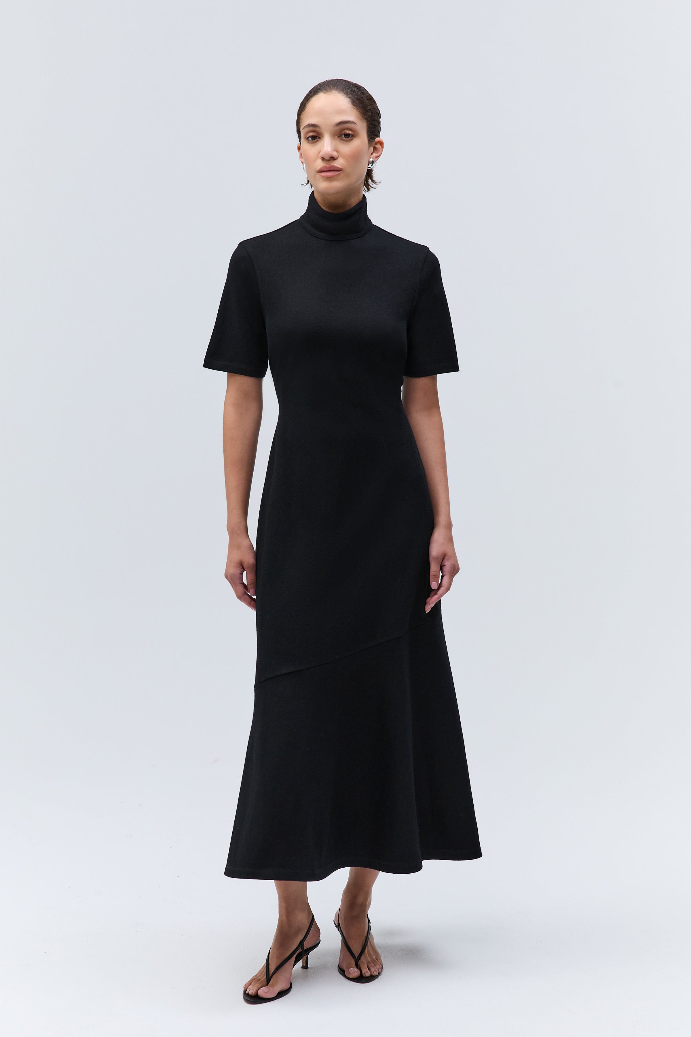 IOFayrouz Dress LOOKBOOK FRONT 30600081-BK999