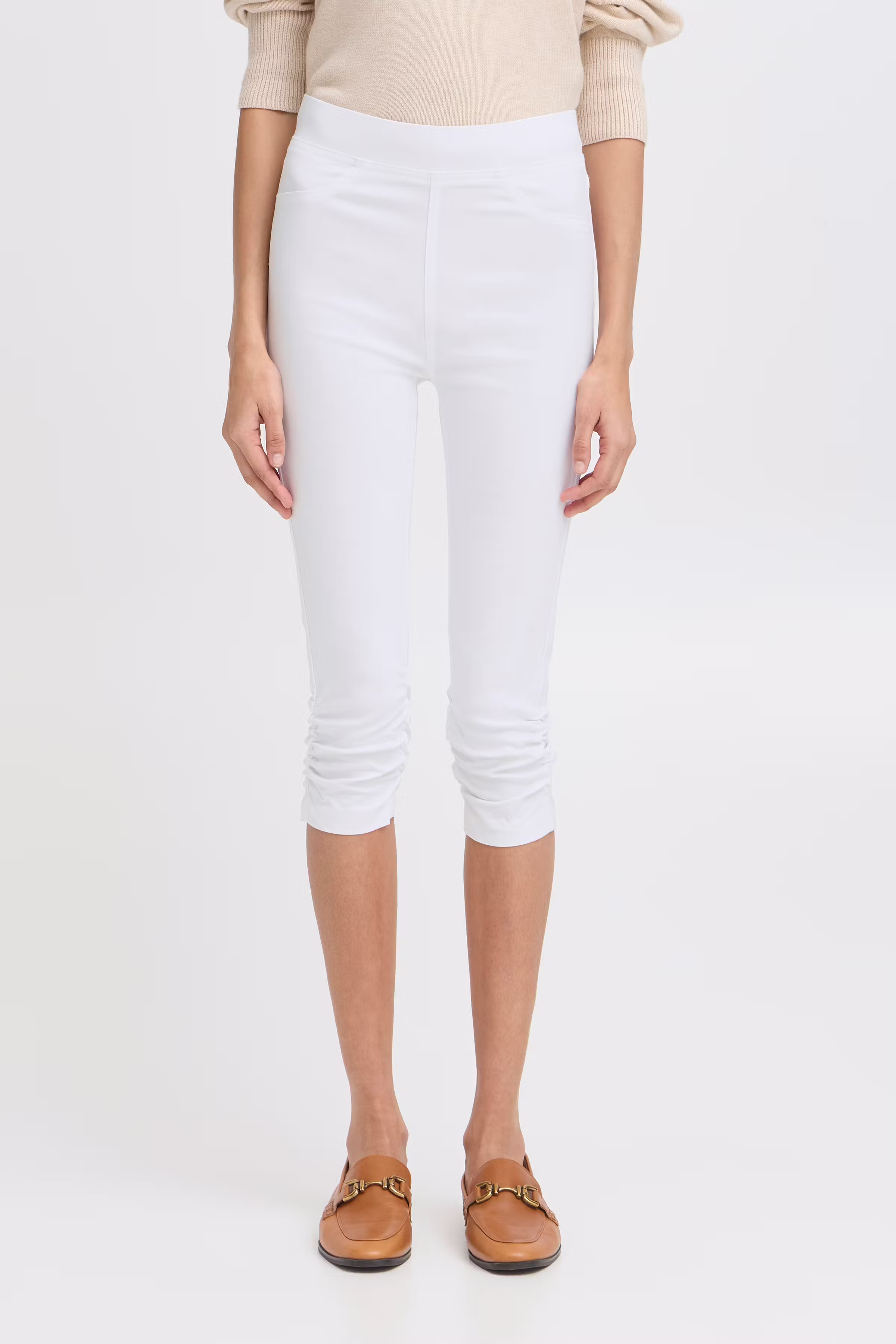 BYKEIRA Capri bukser LOOKBOOK FRONT 20805611-110601