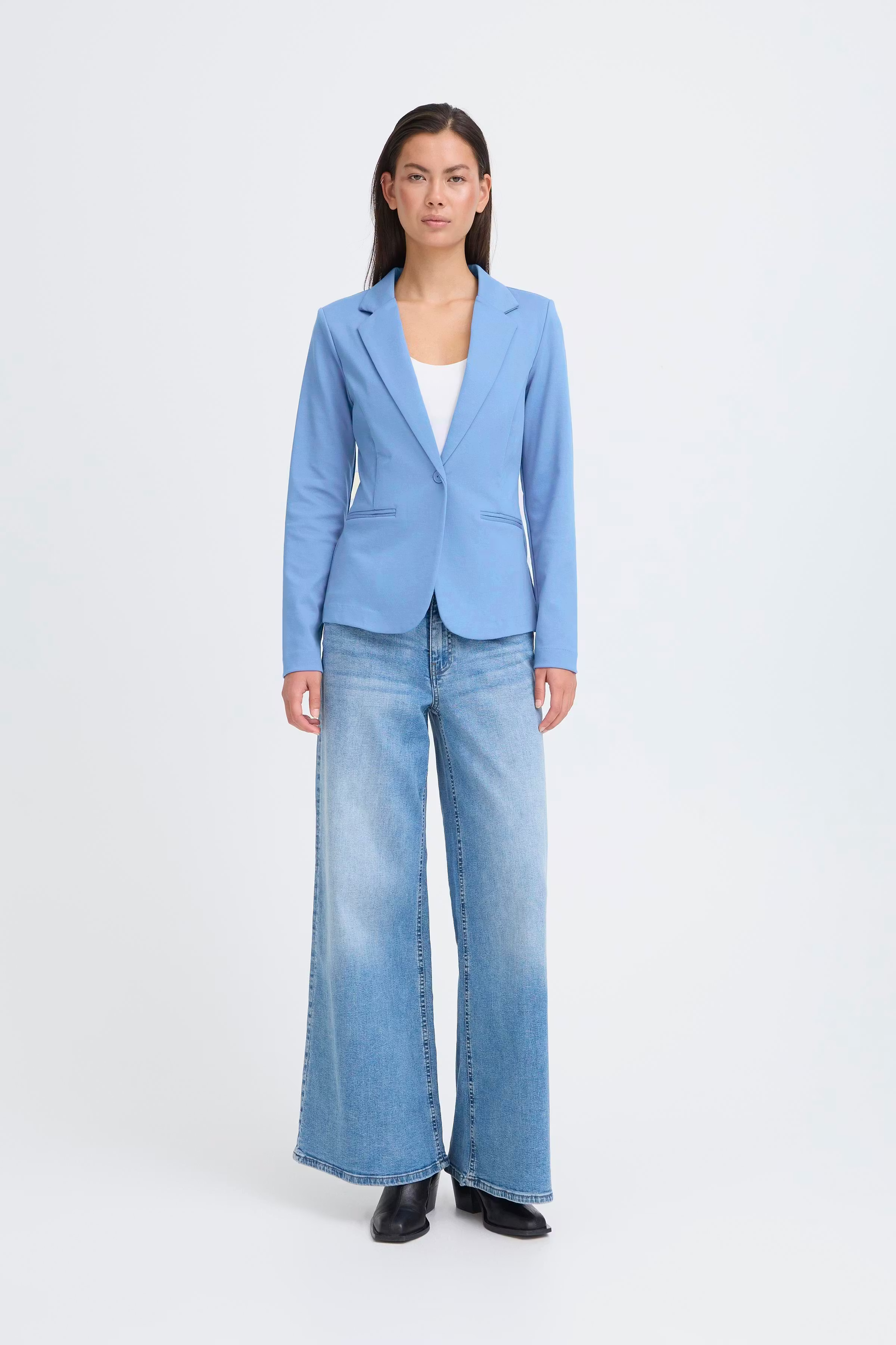 IHKATE Blazer LOOKBOOK FRONT 20101801-183937