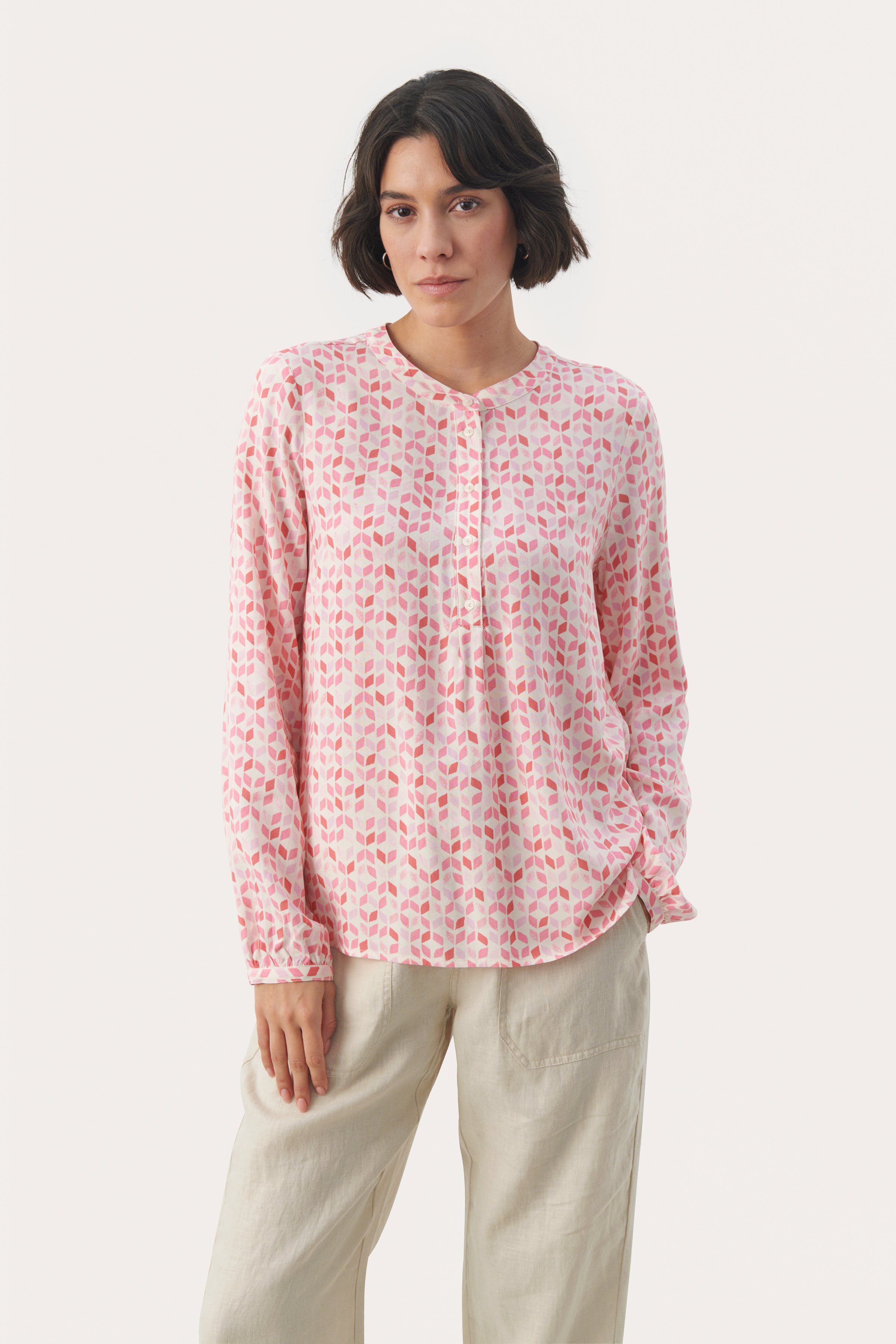 AnviPW Bluse LOOKBOOK FRONT 30308319-302903