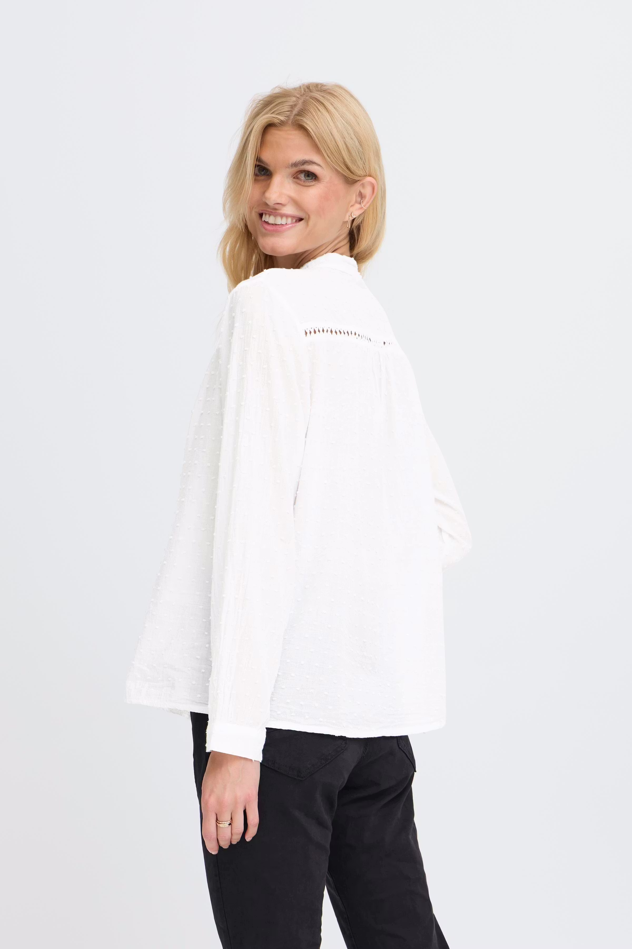 SBLIFA Bluse LOOKBOOK BACK 22100919-110602