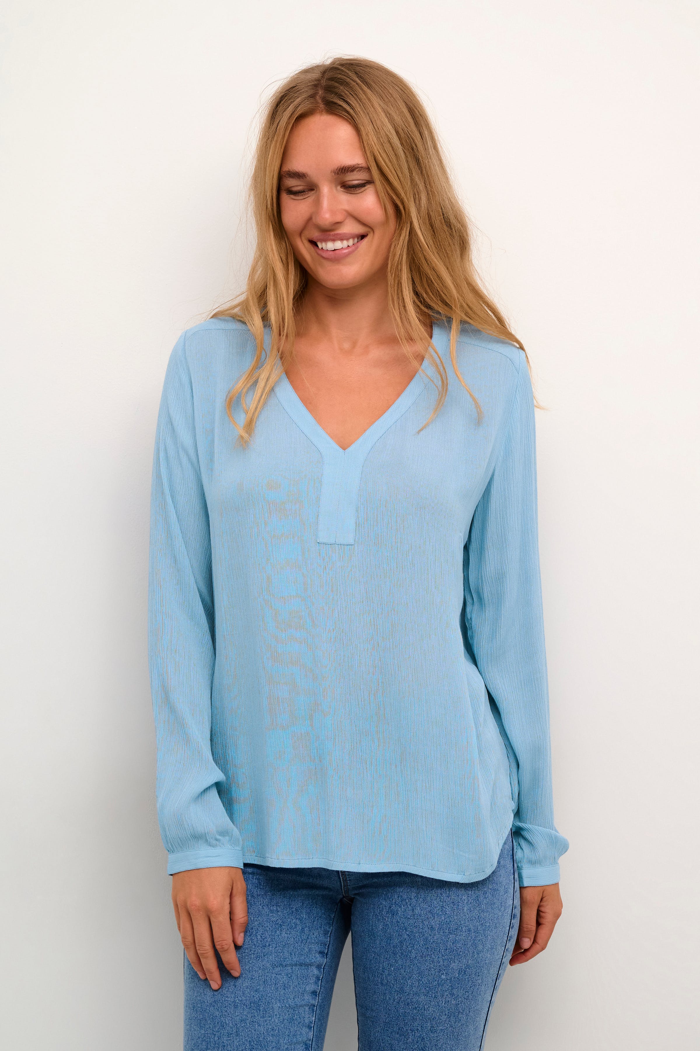 KAamber Bluse LOOKBOOK FRONT 501032-174021