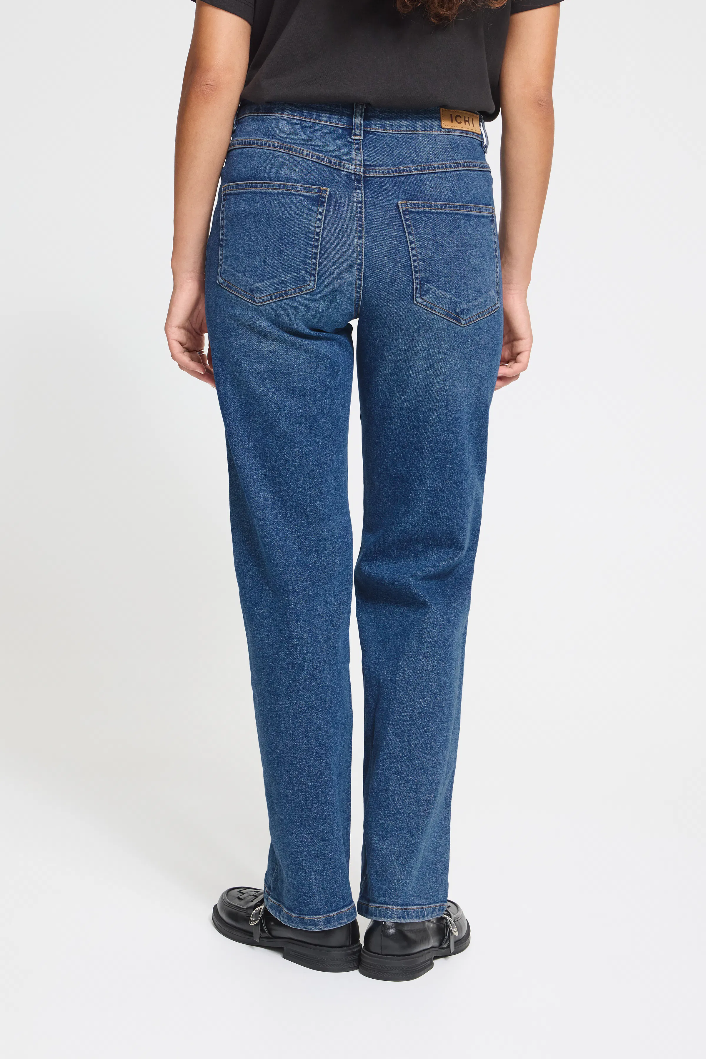 IHTWIGGY STRAIGHT Jeans LOOKBOOK BACK 20119128-19037