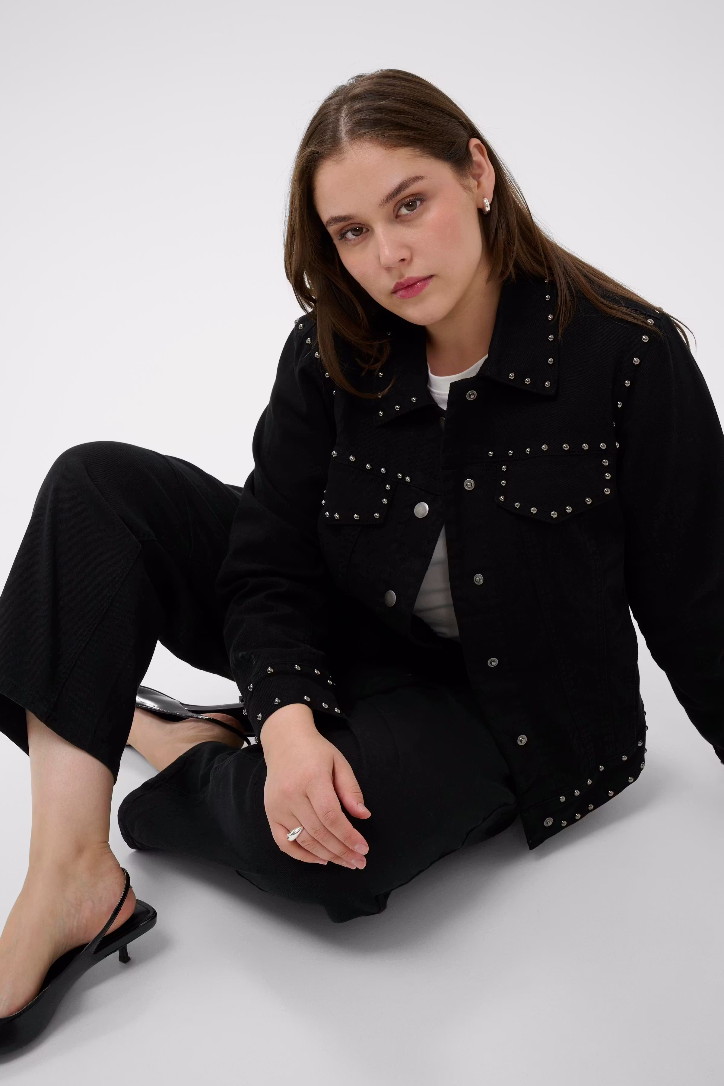 KCbrenn Trousers LOOKBOOK DETAIL 10584081-109236