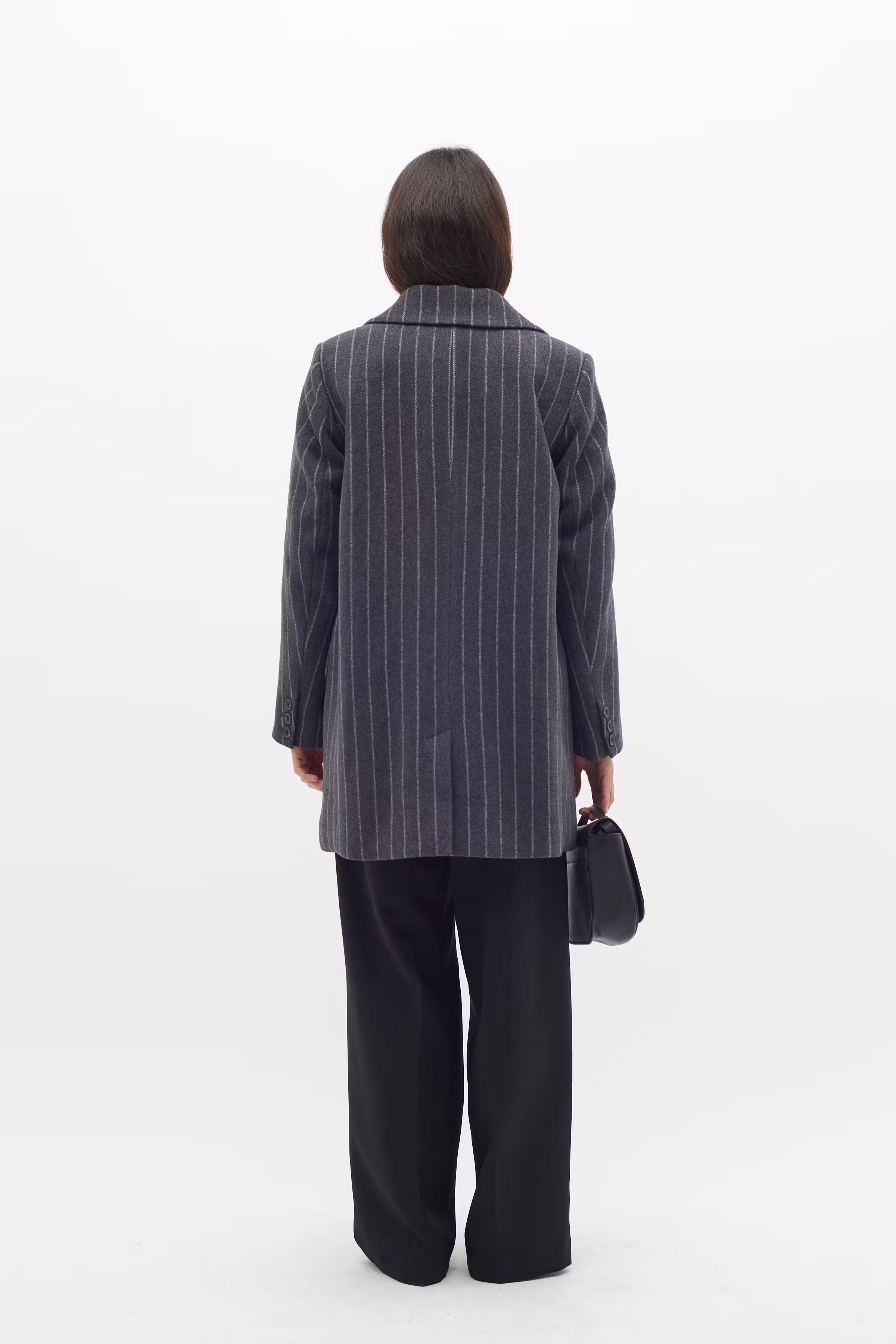 PeytonIW Mantel LOOKBOOK BACK 30108496-302195