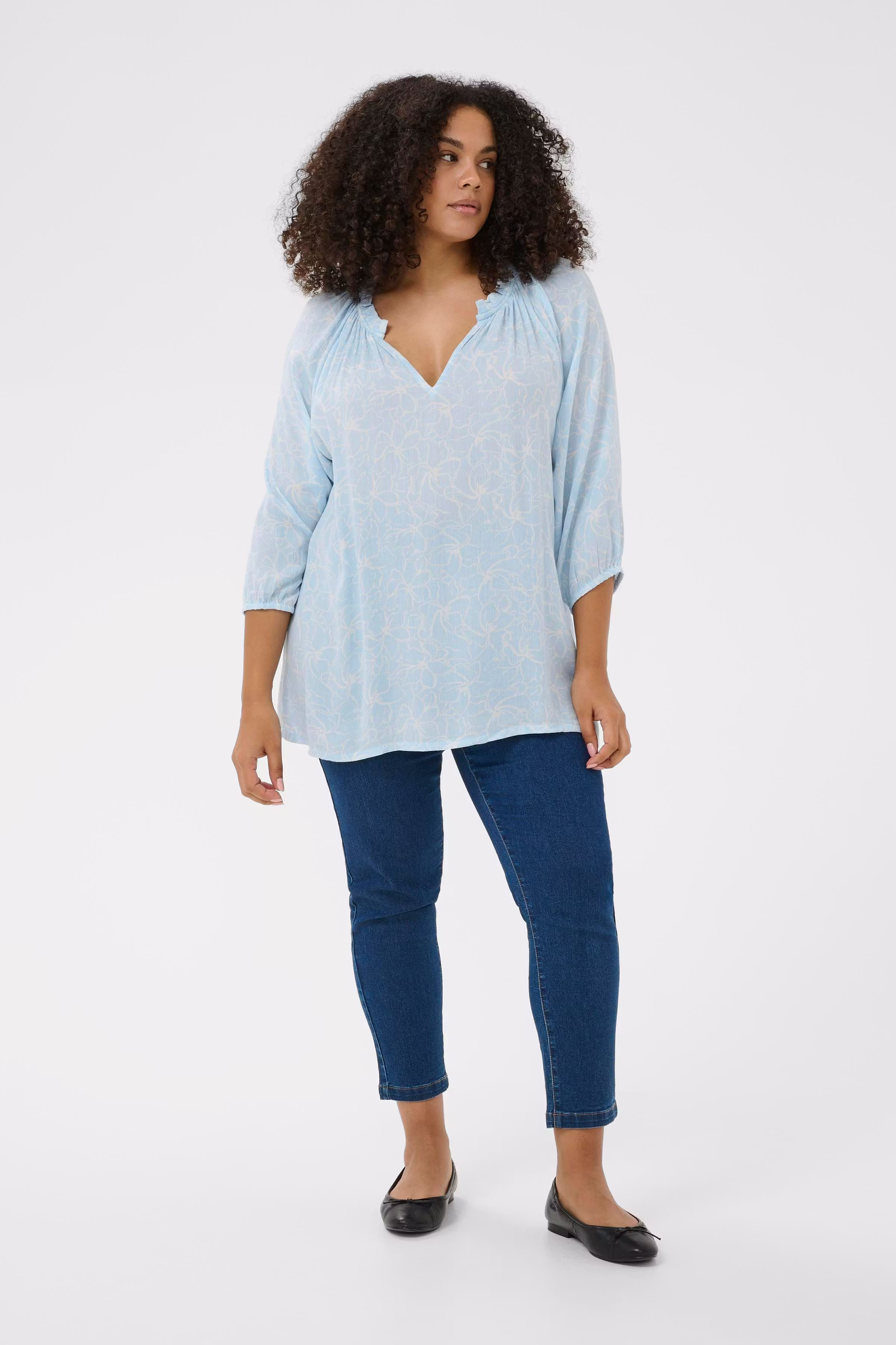 KCtrine Bluse LOOKBOOK FRONT 10583315-109246