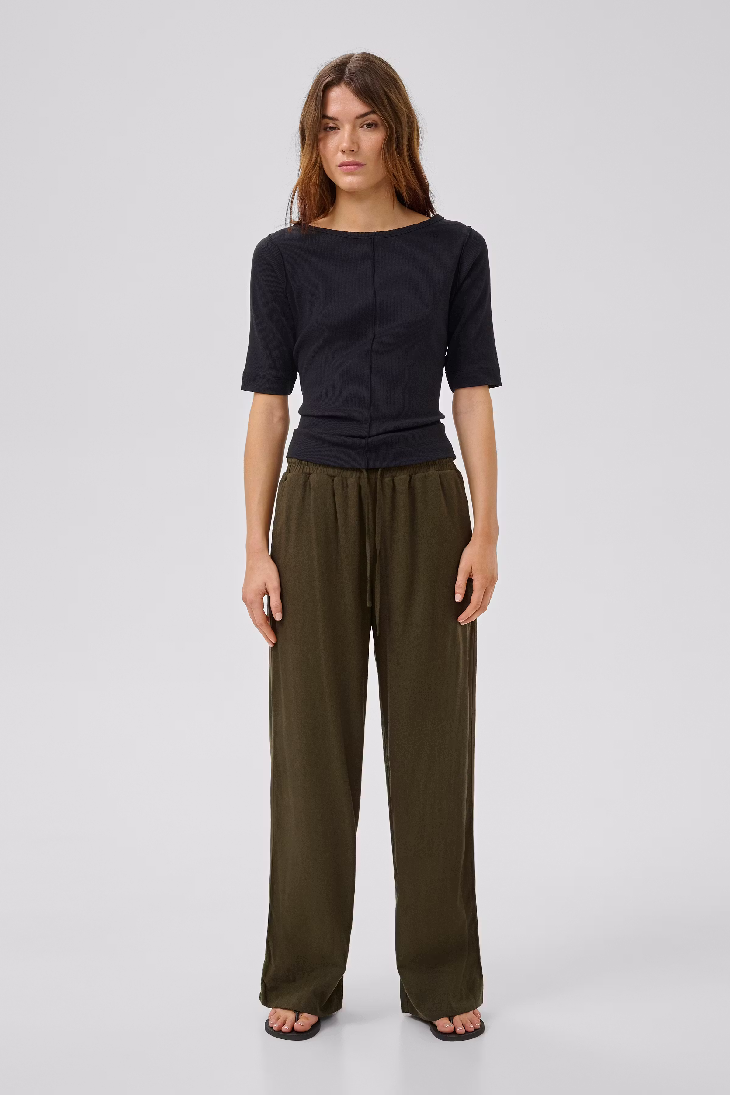 DiasMW Linen Trousers LOOKBOOK FRONT 10704701-190414