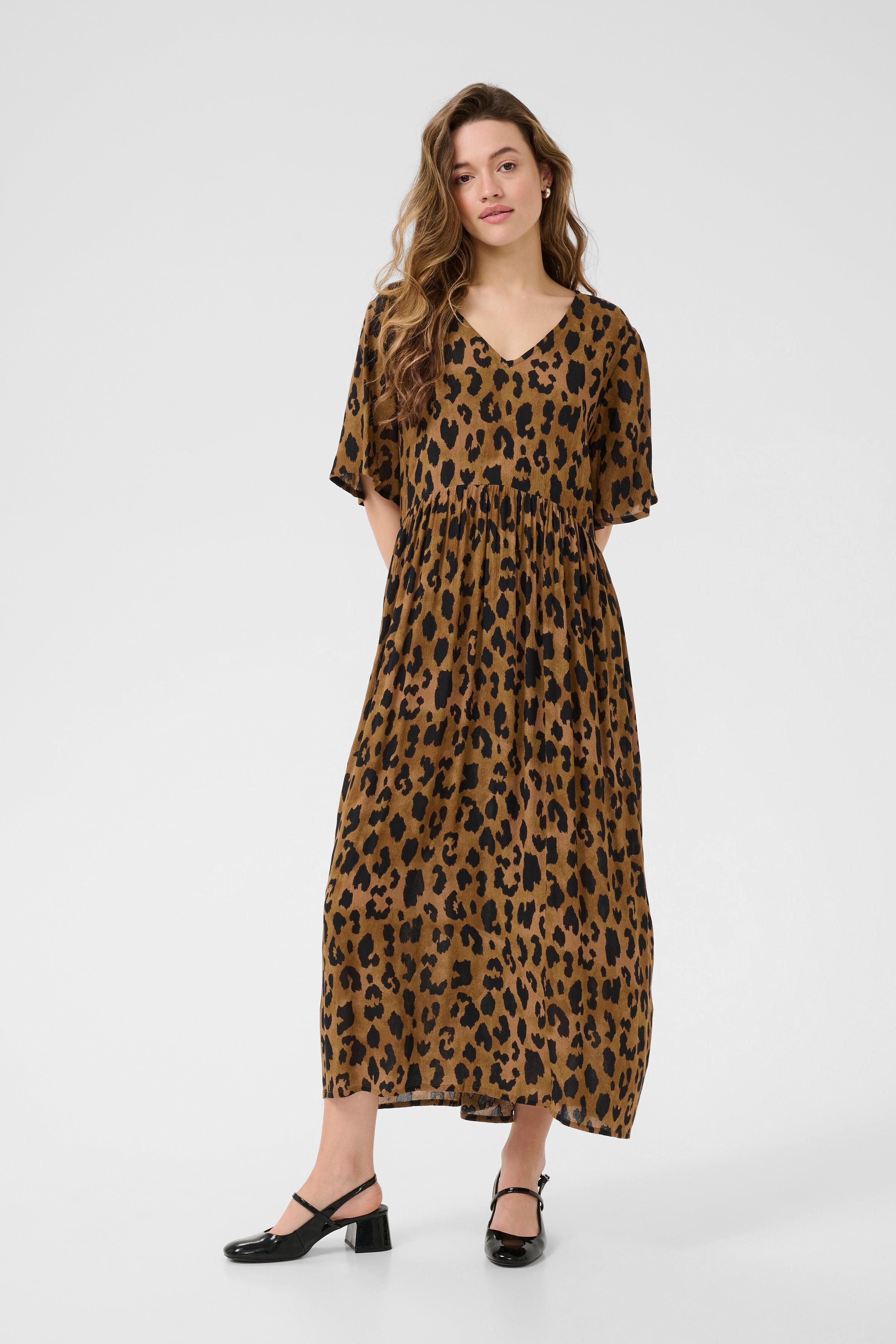 KAjessi Kleid LOOKBOOK FRONT 10510336-107946