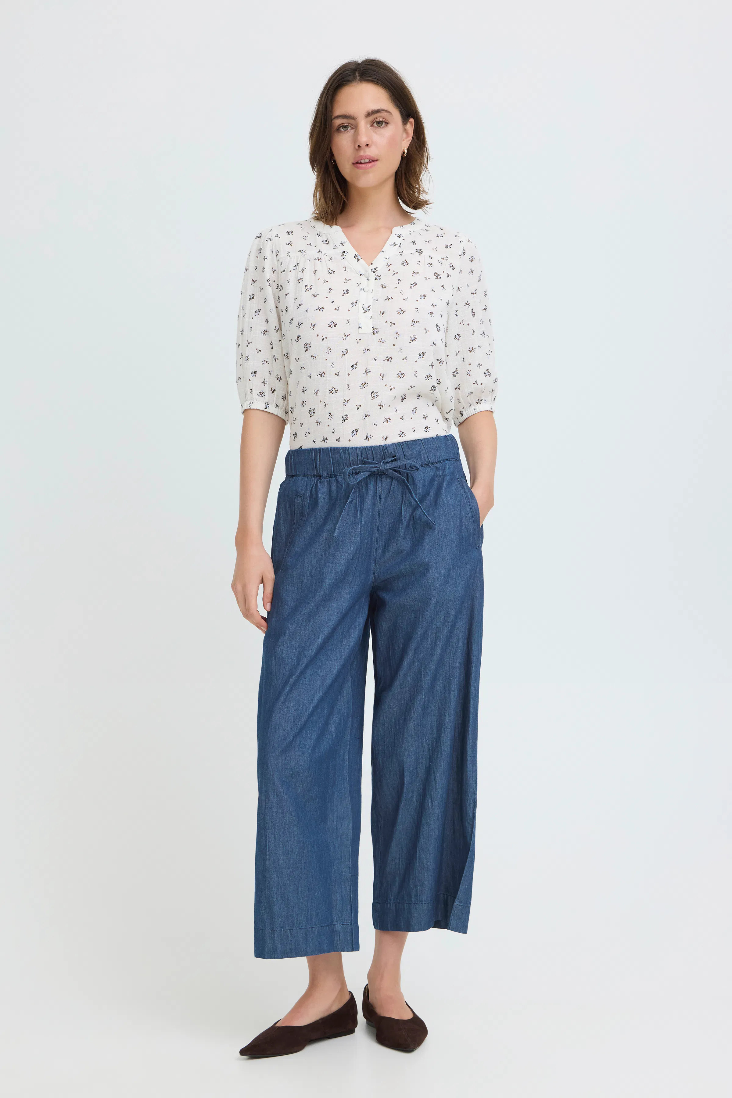 FRLARISSA Bukser LOOKBOOK FRONT 20617738-200988