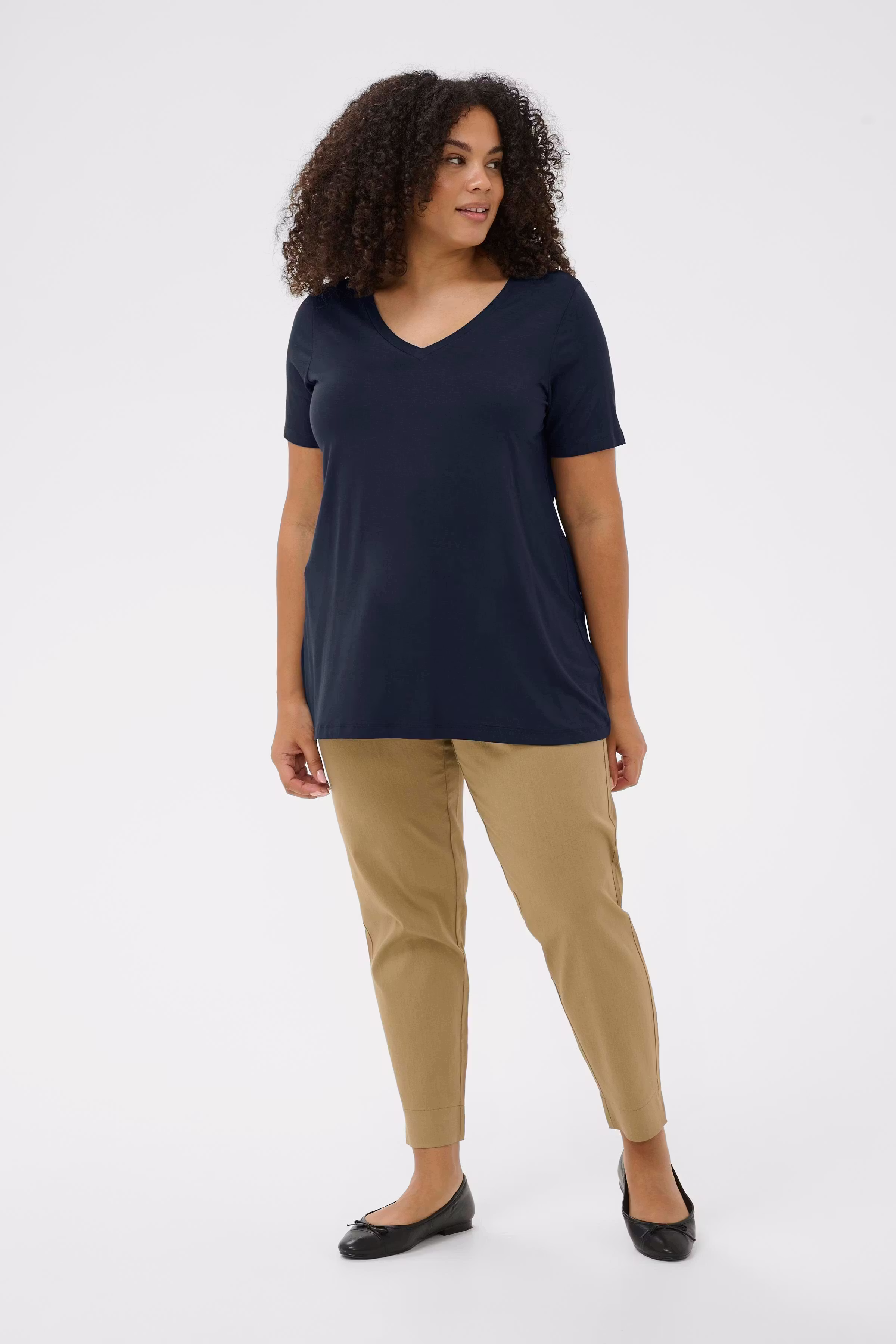 KCjena T-shirt LOOKBOOK FRONT 10582098-194020