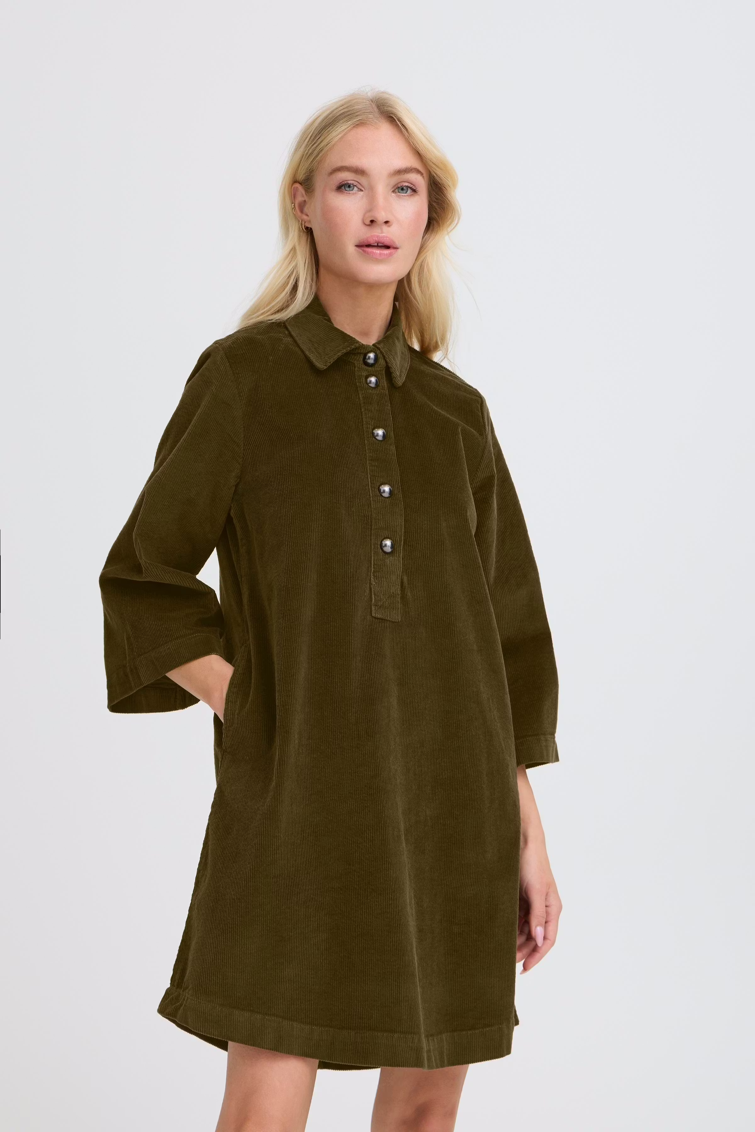BYDASIK Kjole LOOKBOOK FRONT 20818090-190510