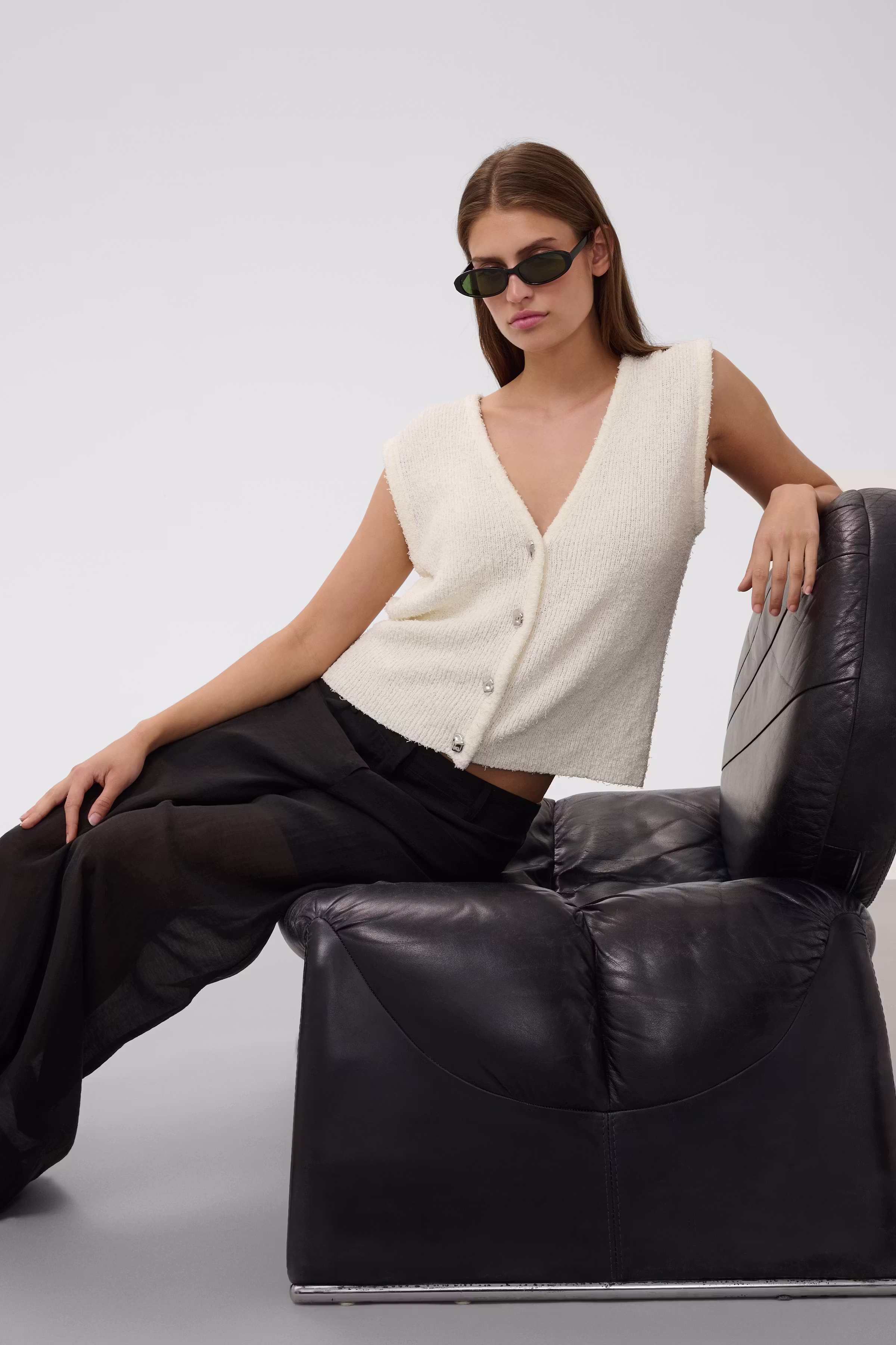 SLDamali Waistcoat LOOKBOOK DETAIL 30409308-111001