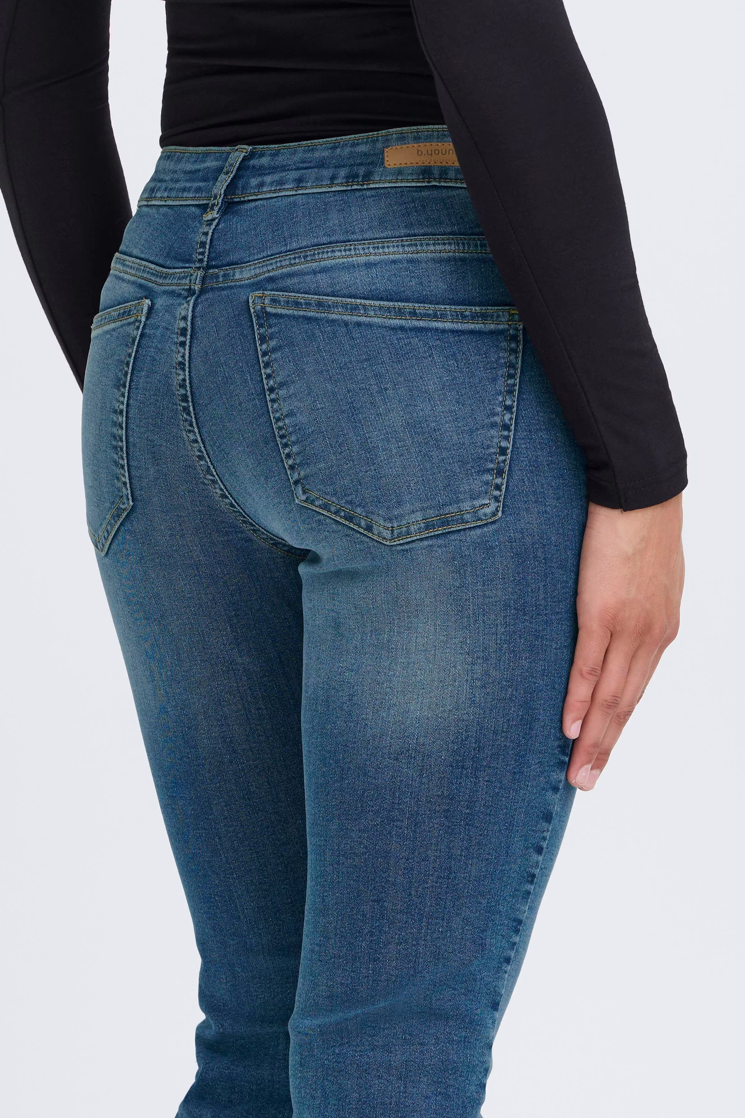 BYLOLA Jeans LOOKBOOK DETAIL 20806353-200460